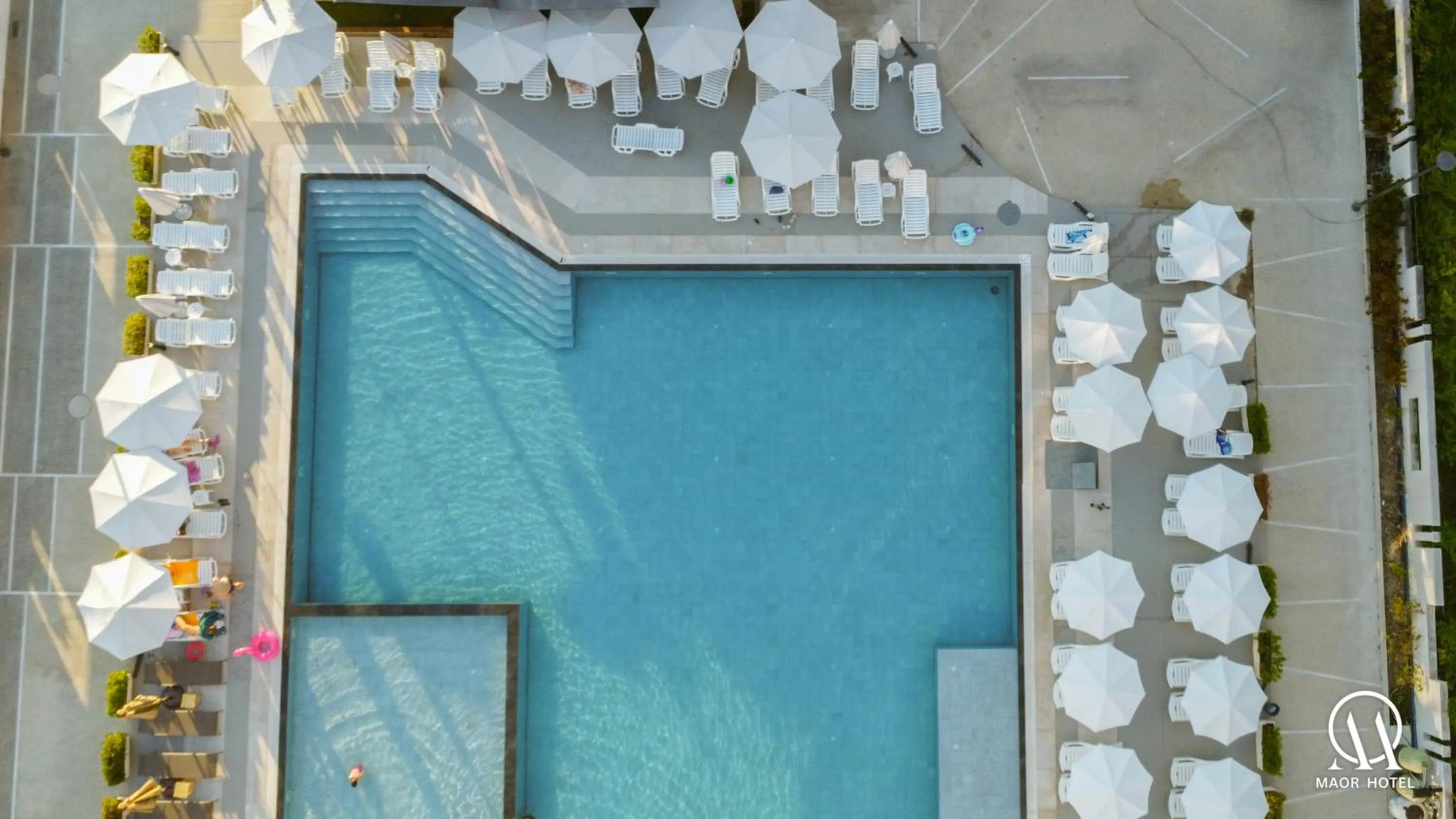 Swimming pool in Maor Hotel