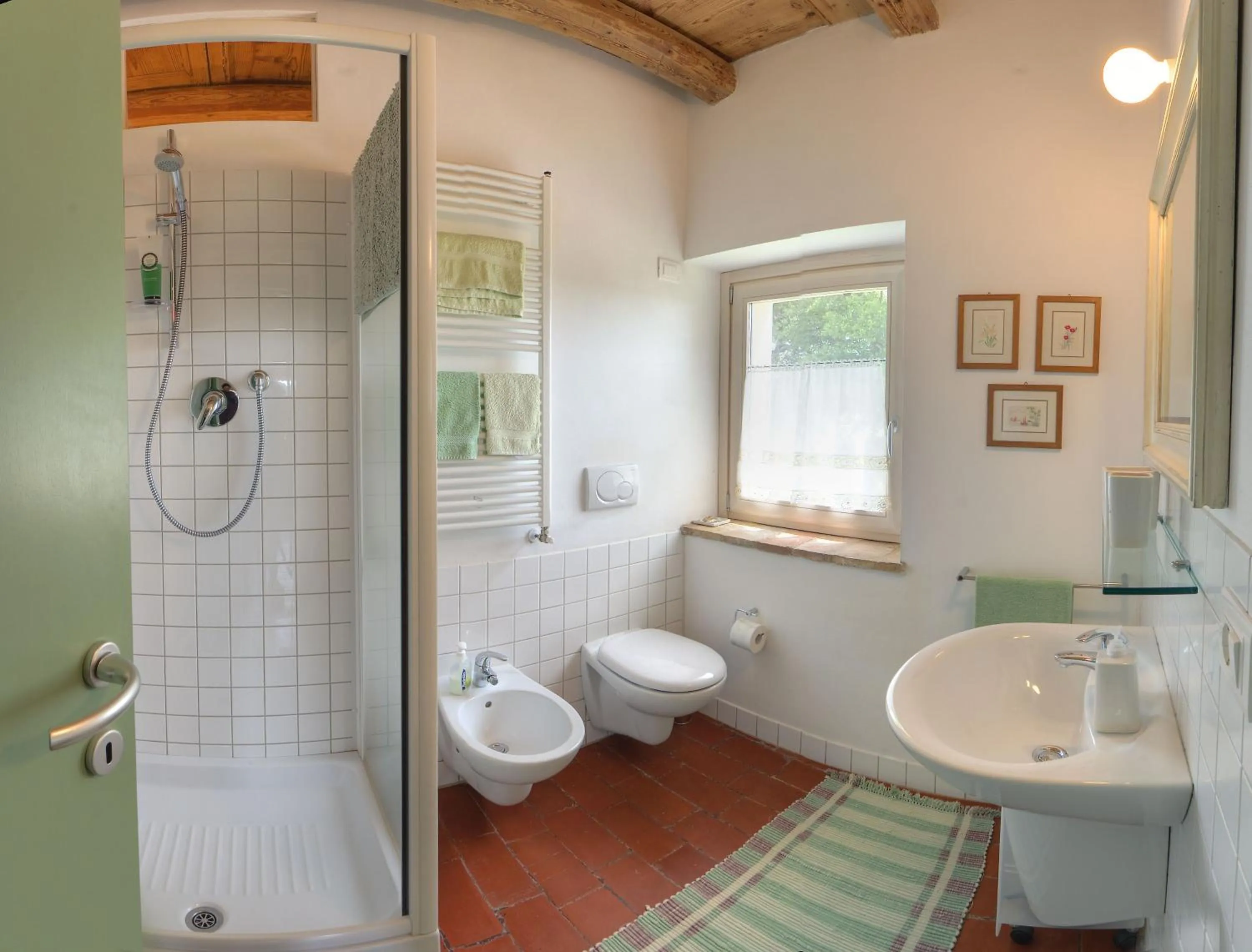 Shower in B&B Campodisole