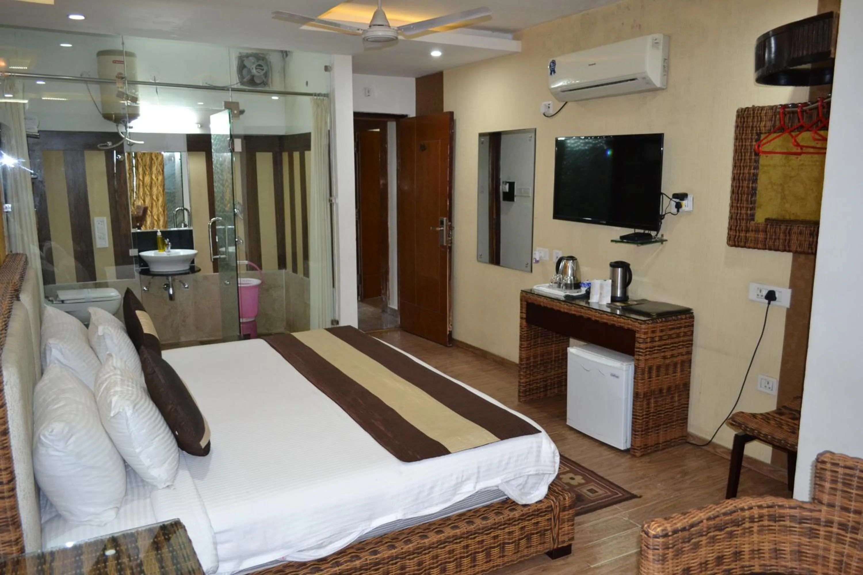 TV and multimedia, Bed in Ganga Exotica