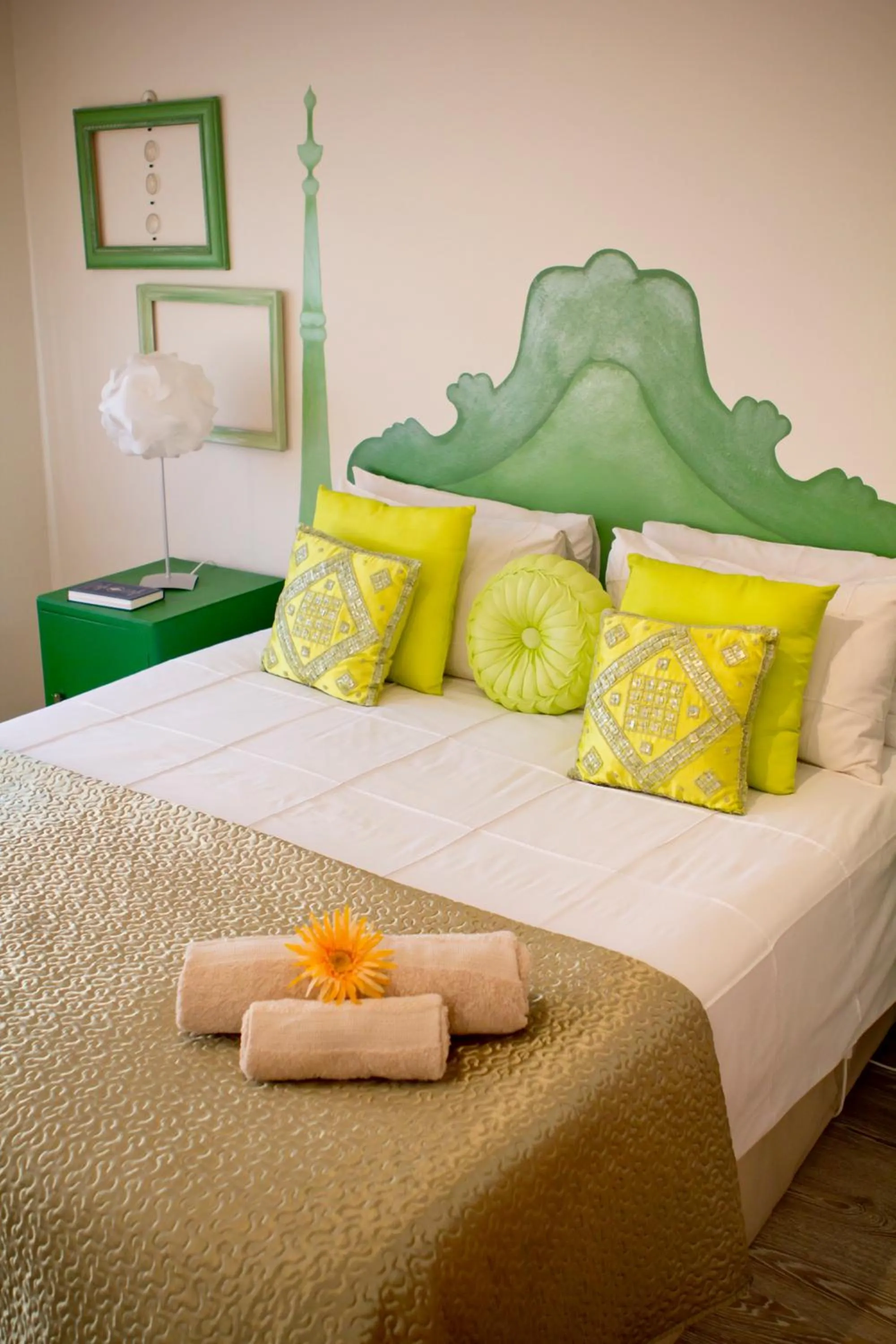 Bed in Villa Mexicana Guesthouse