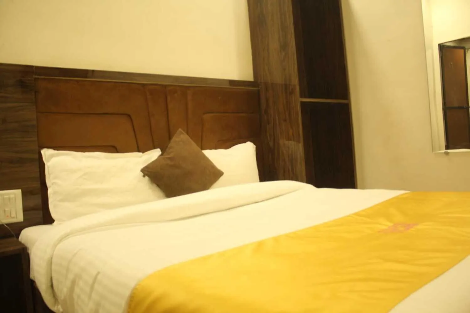 Bed in Hotel Siddharth Residency- Siddharth Nagar, Goregaon West