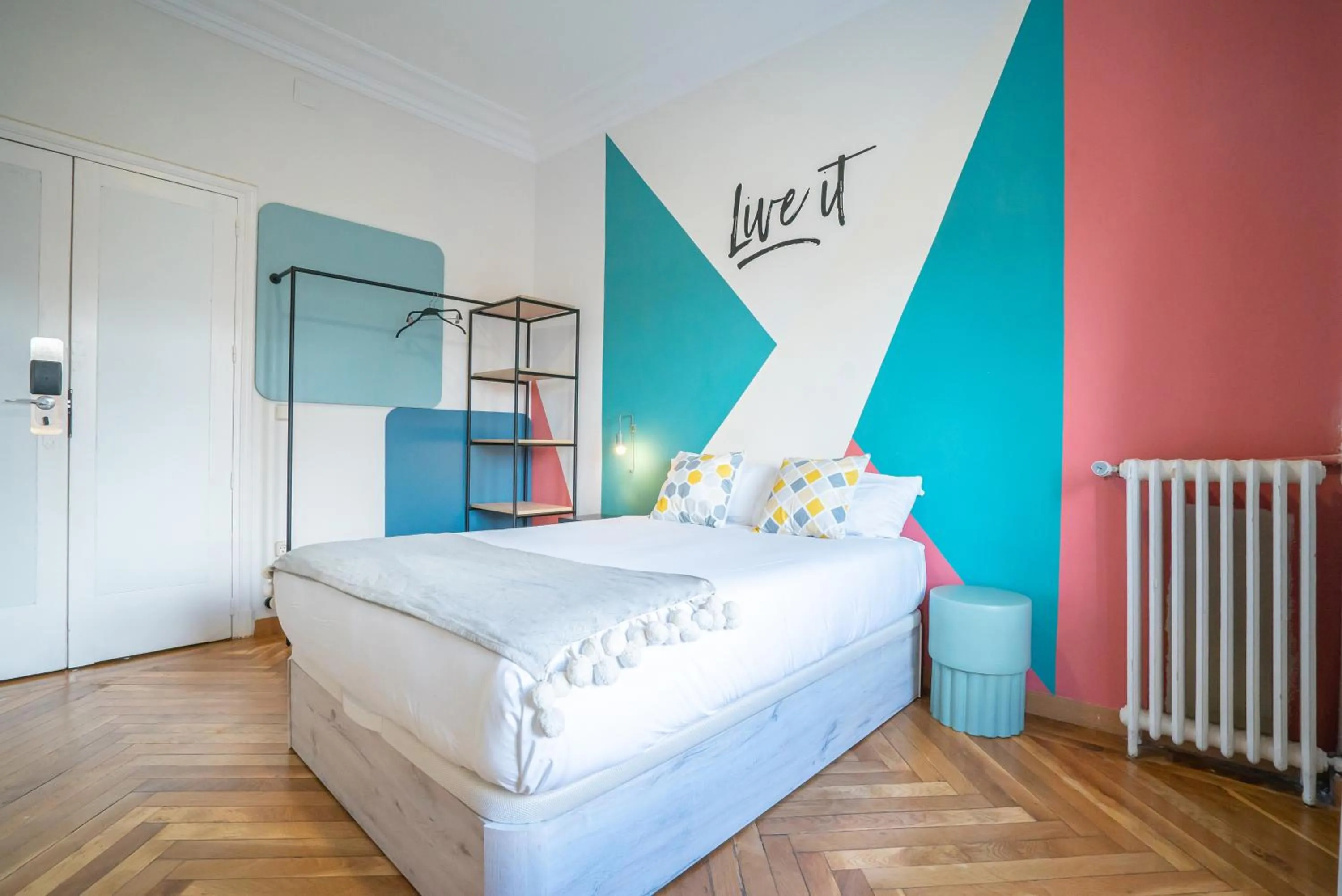 Bedroom, Bed in Live It Madrid Chamberi