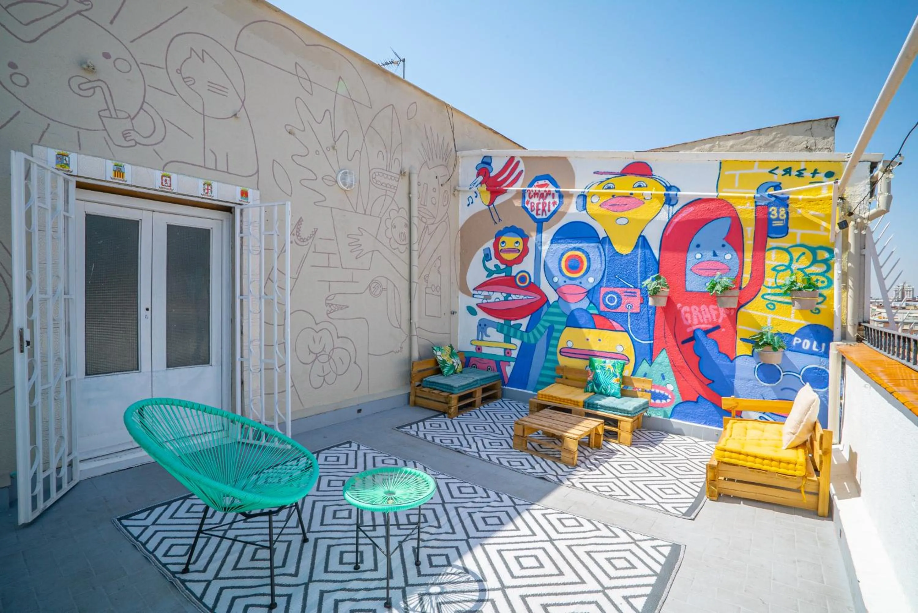 Property building in Live It Madrid Chamberi