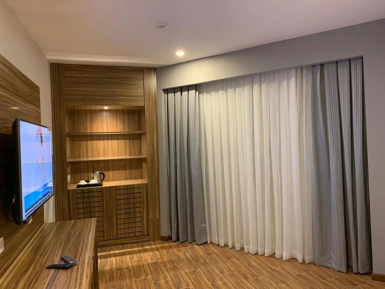 ساس رتل للوحدات السكنية المفروشة