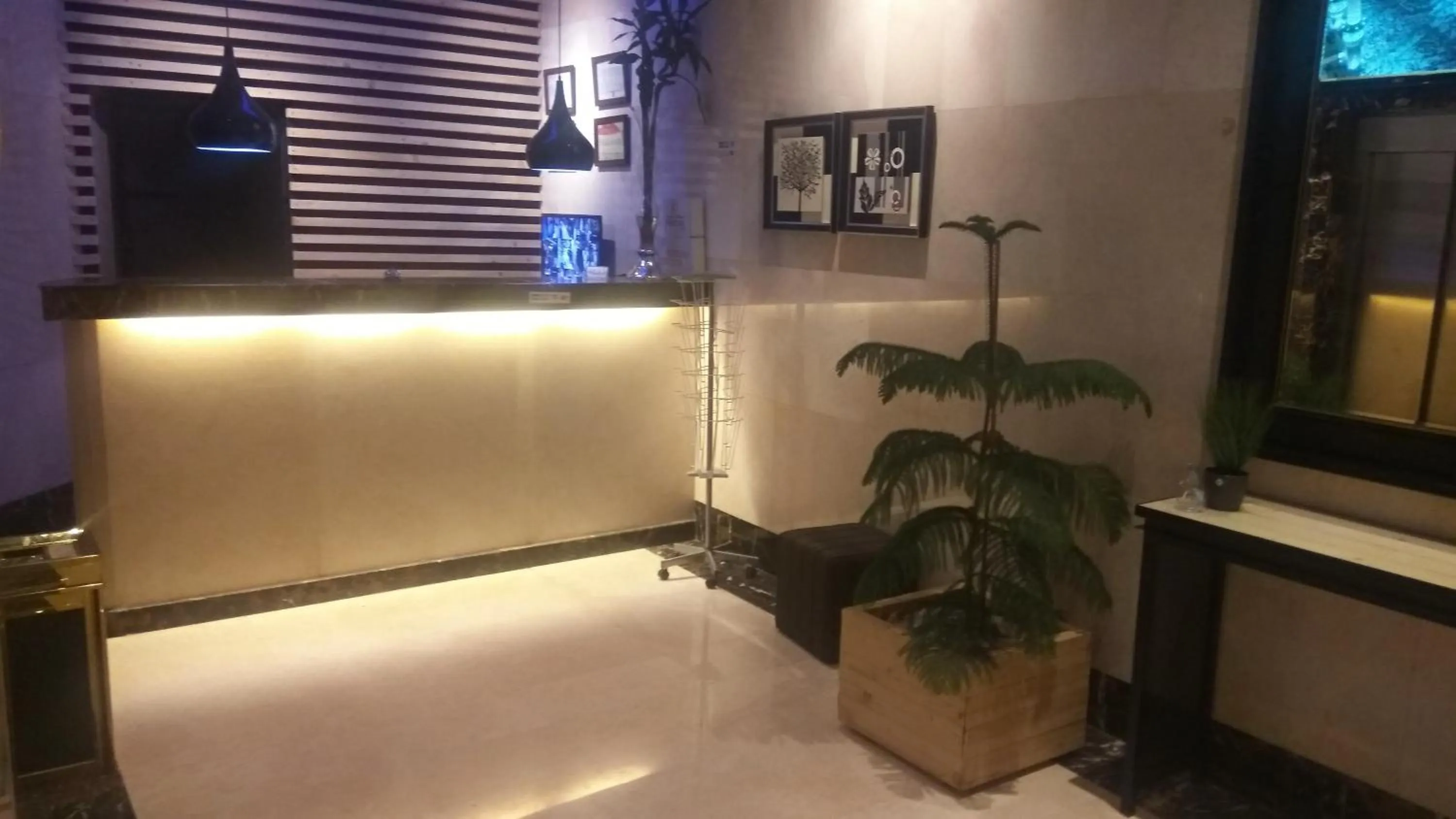 ساس رتل للوحدات السكنية المفروشة