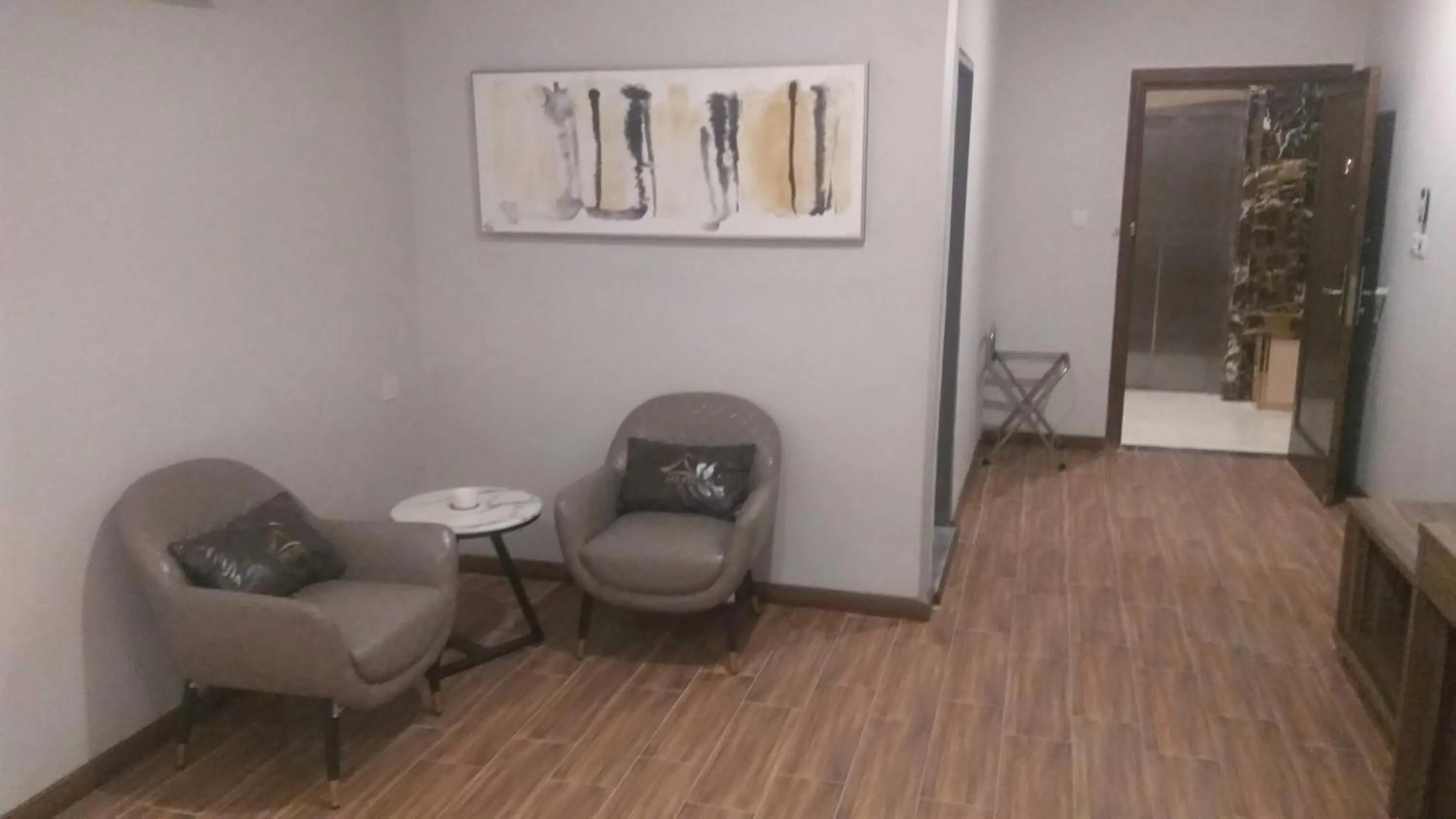 ساس رتل للوحدات السكنية المفروشة