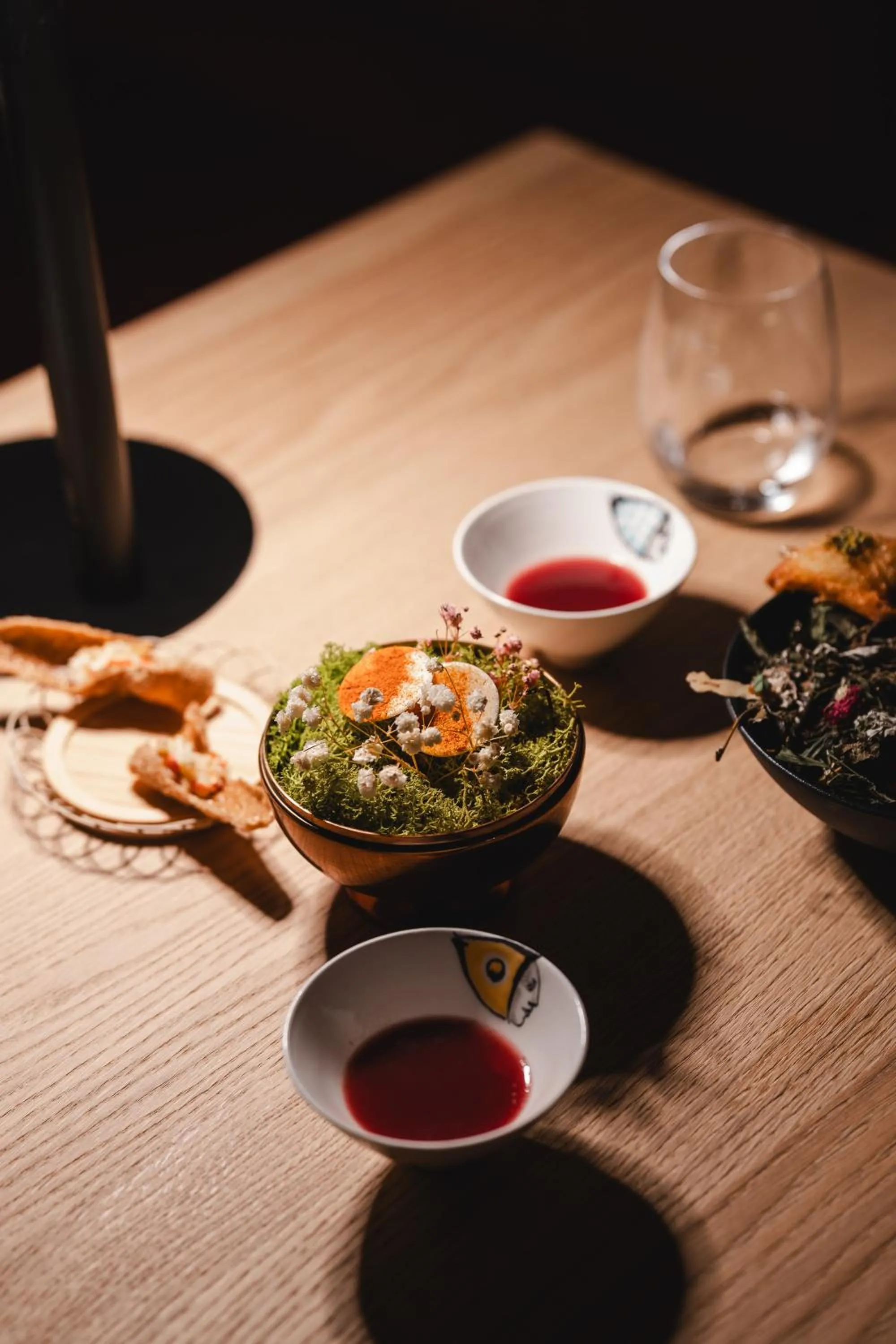 Restaurant/places to eat in Palazzo Petrvs