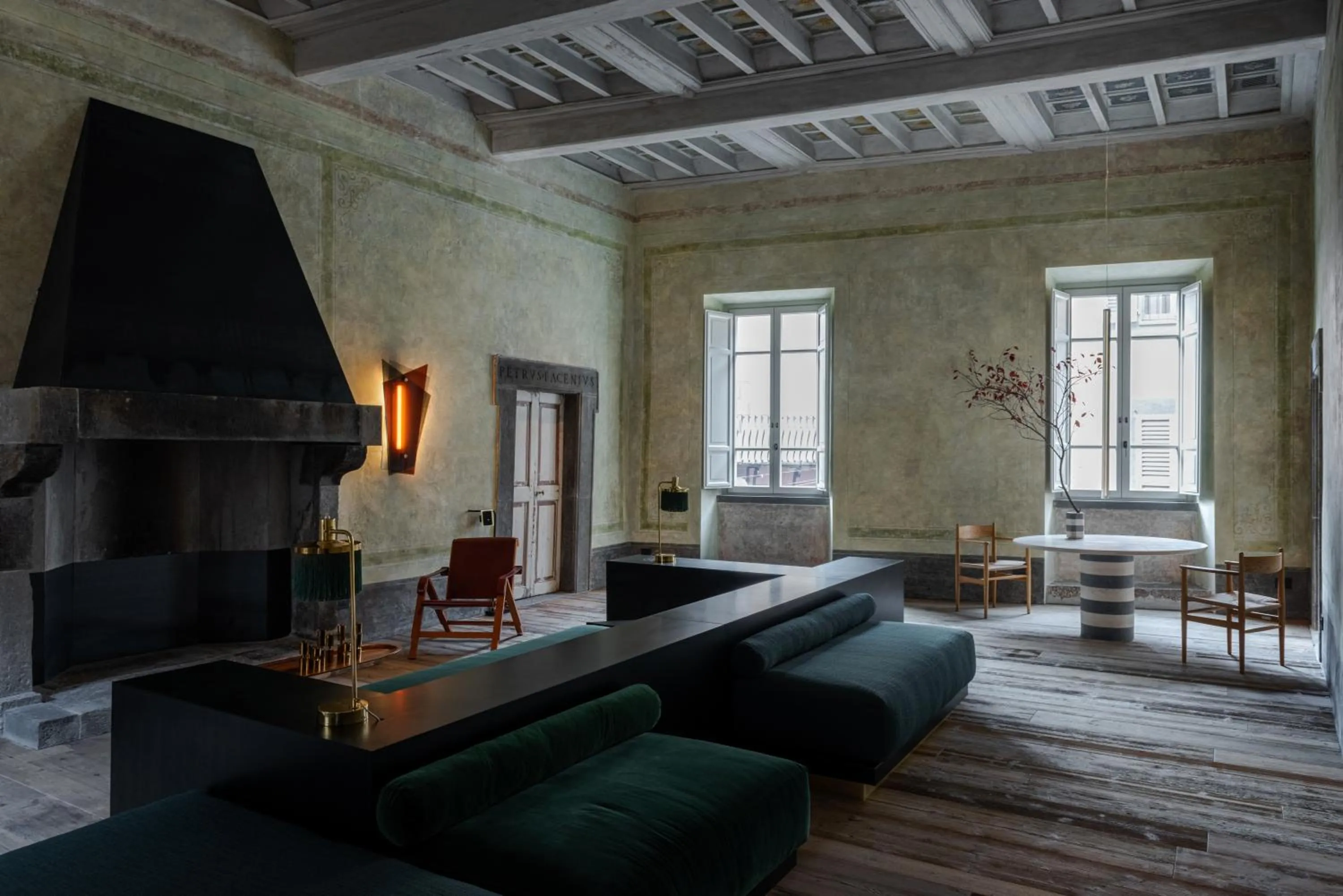 Communal lounge/ TV room in Palazzo Petrvs