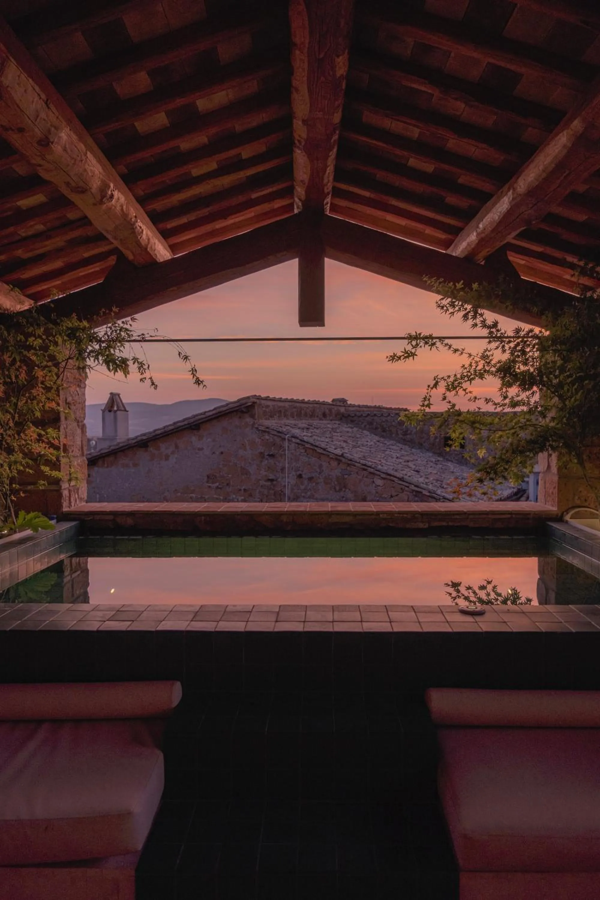 Swimming pool in Palazzo Petrvs