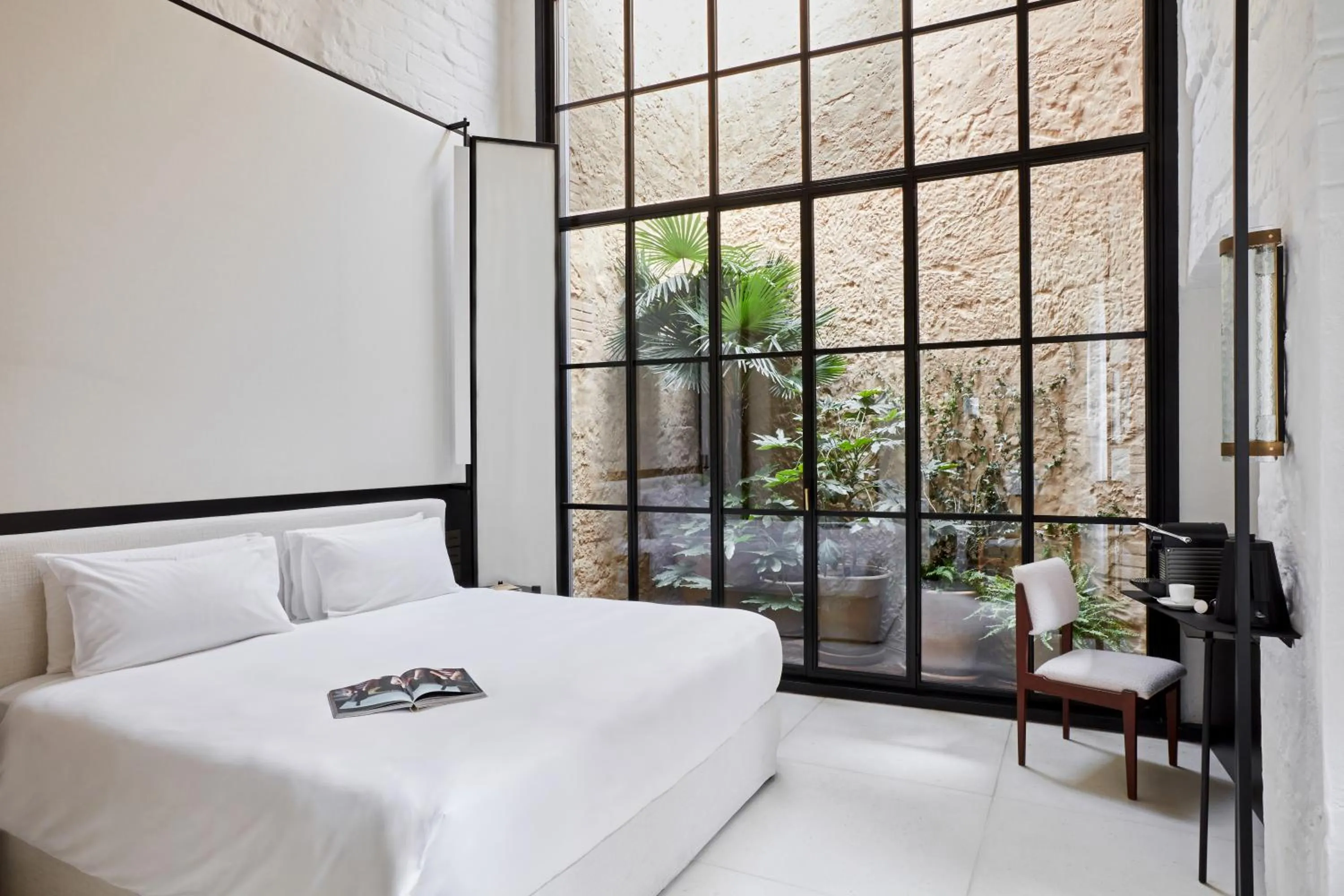 Bedroom, Bed in Palazzo Petrvs