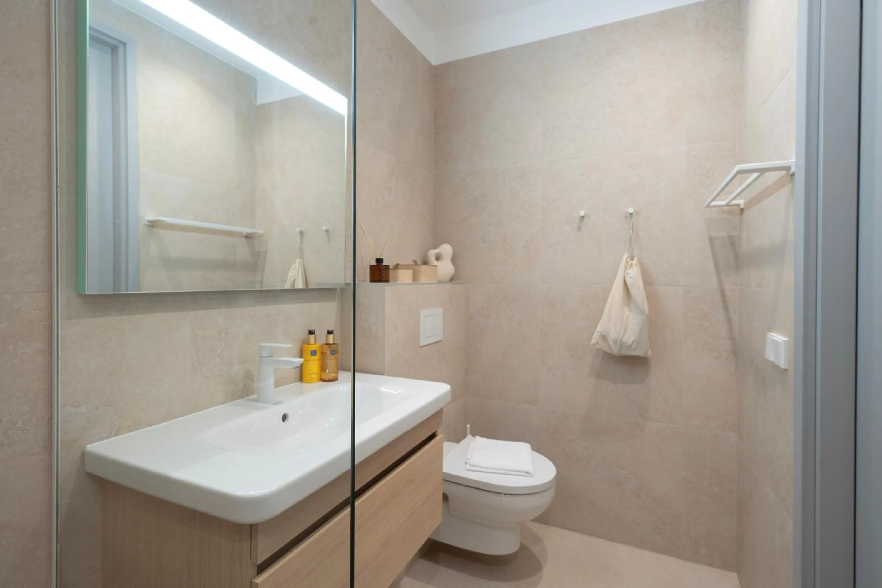 Shower in Bob W Pärnu