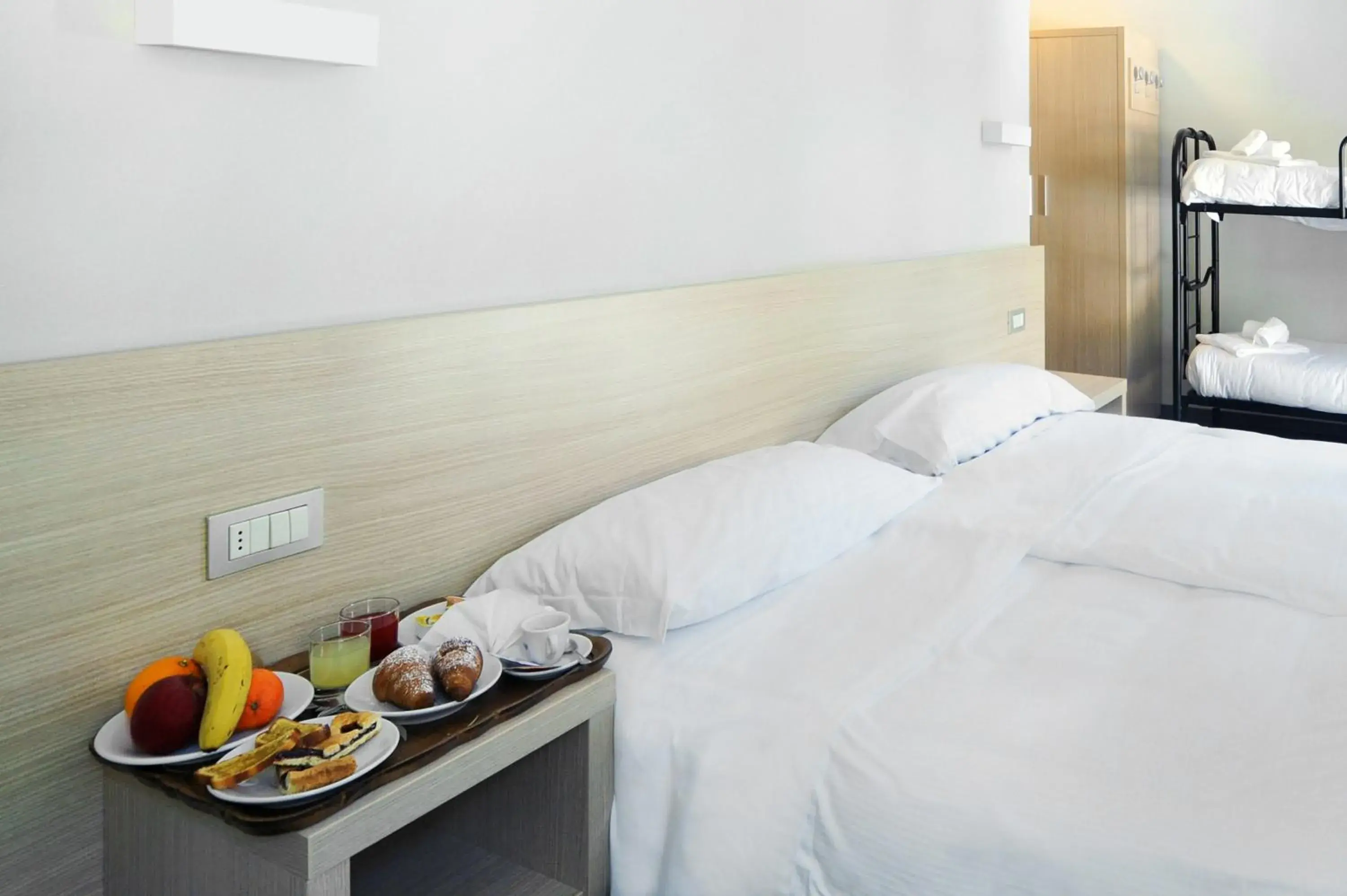 Single Room in Hotel Croda Rossa Single Room in Hotel Croda Rossa