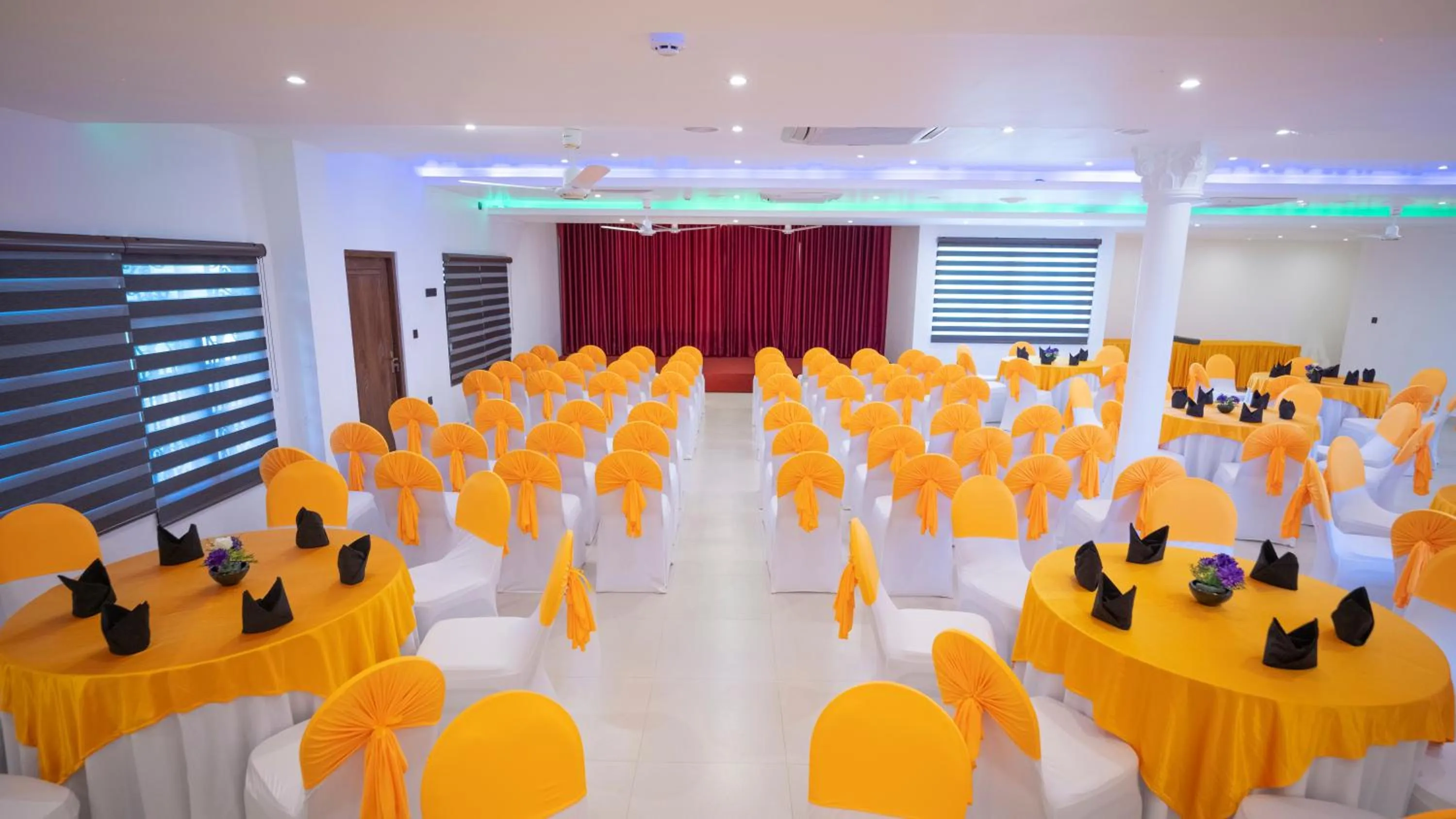 Banquet/Function facilities in JAMUNA VILLA