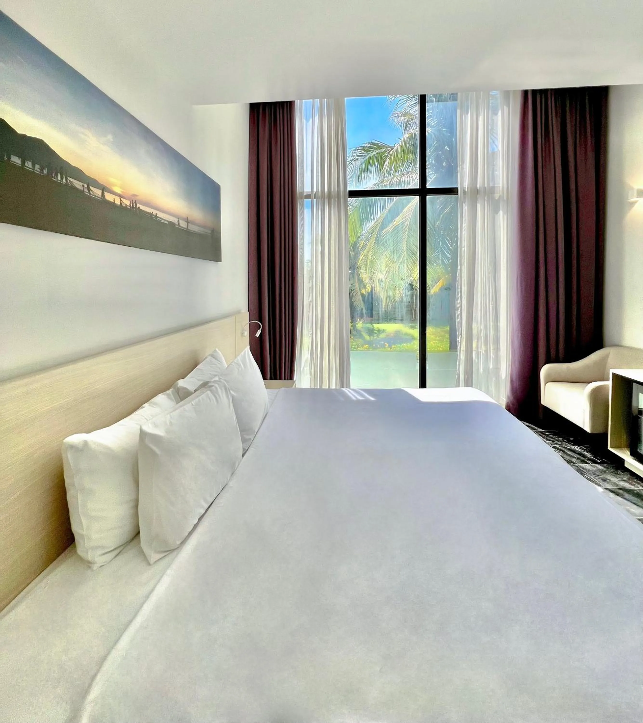 Bed in Temple Da Nang Resort