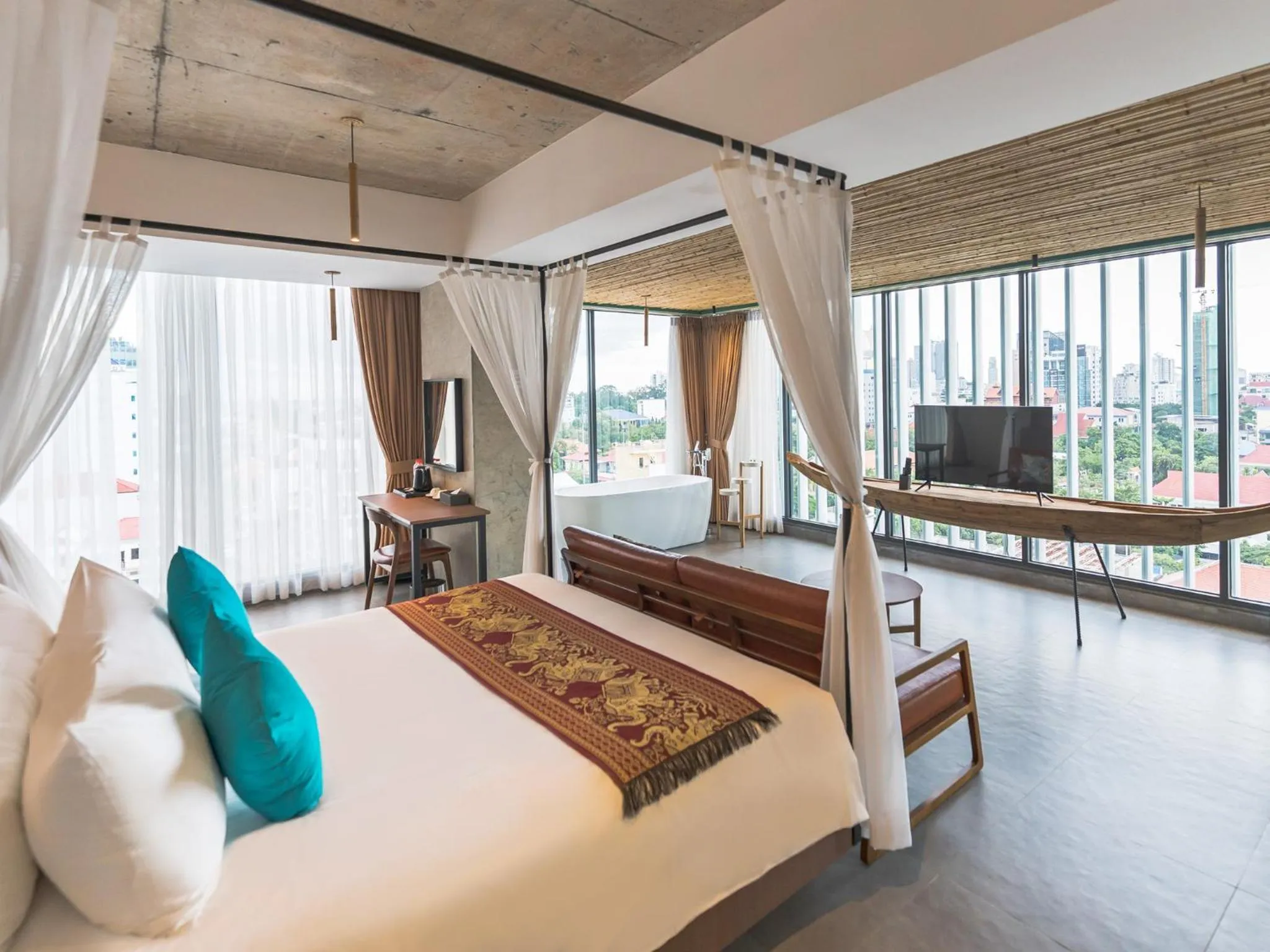 Photo of the whole room, Bed in CHECK inn Phnom Penh Royal Palace