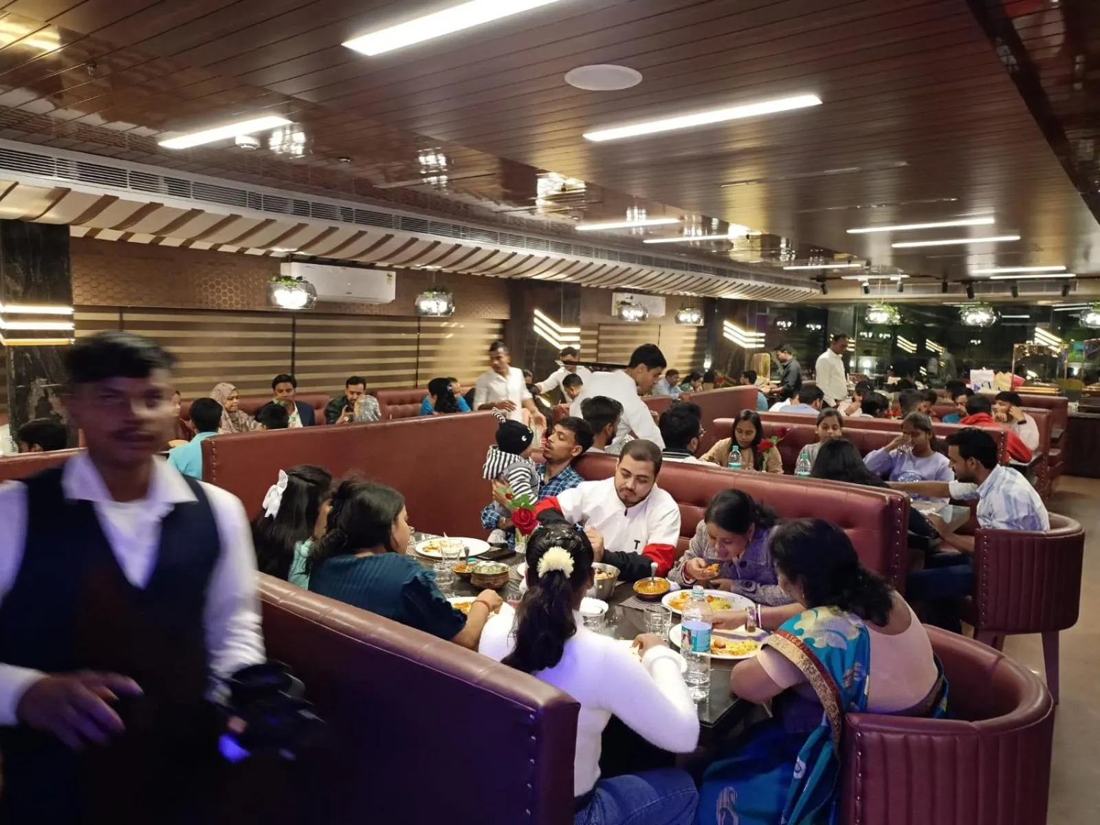 Dining area in HOTEL SUNCITY PALACE