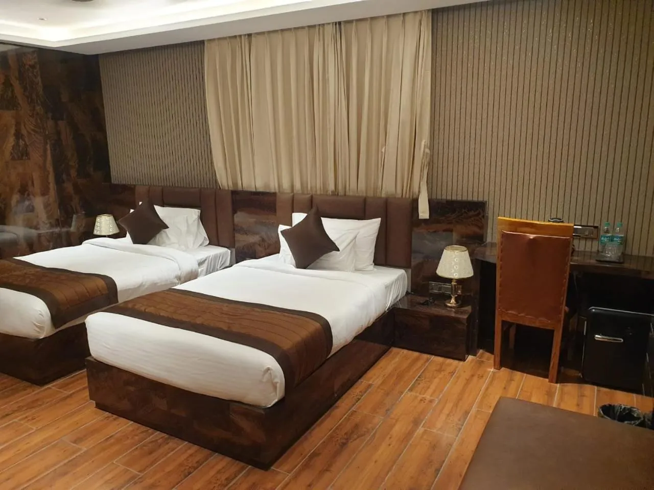 Bed in HOTEL SUNCITY PALACE