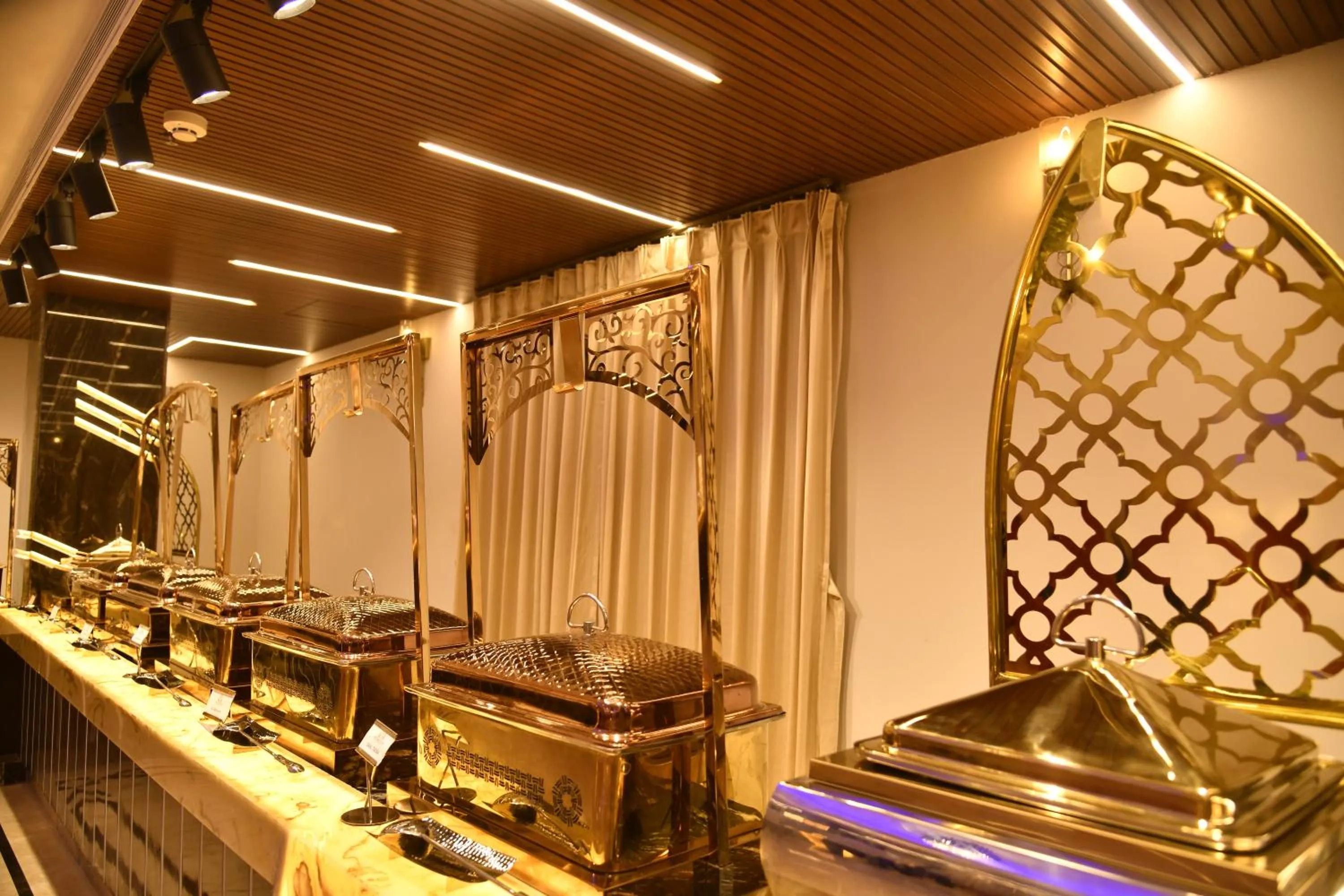 Banquet/Function facilities in HOTEL SUNCITY PALACE