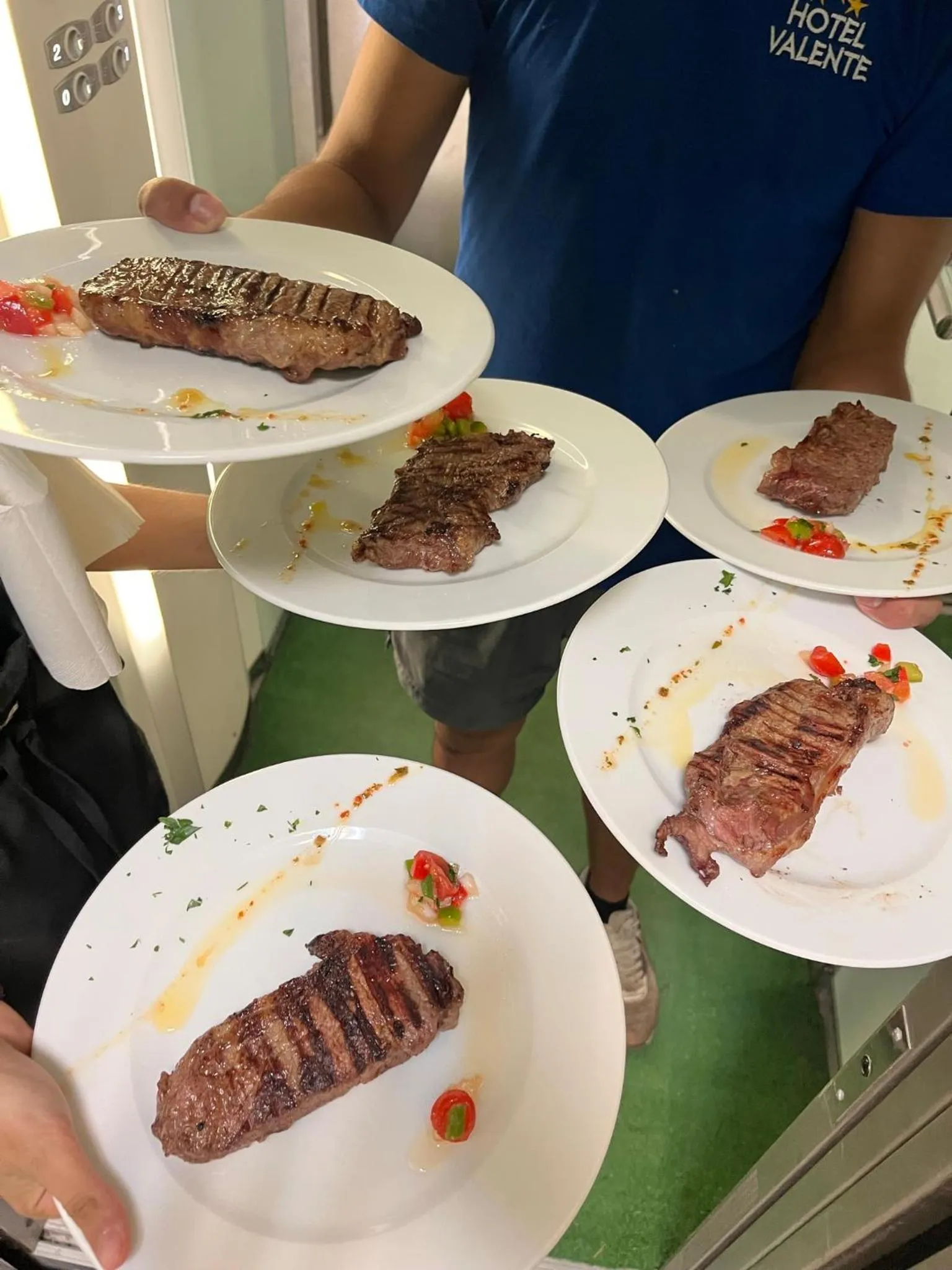 Food and drinks in Hotel Valente