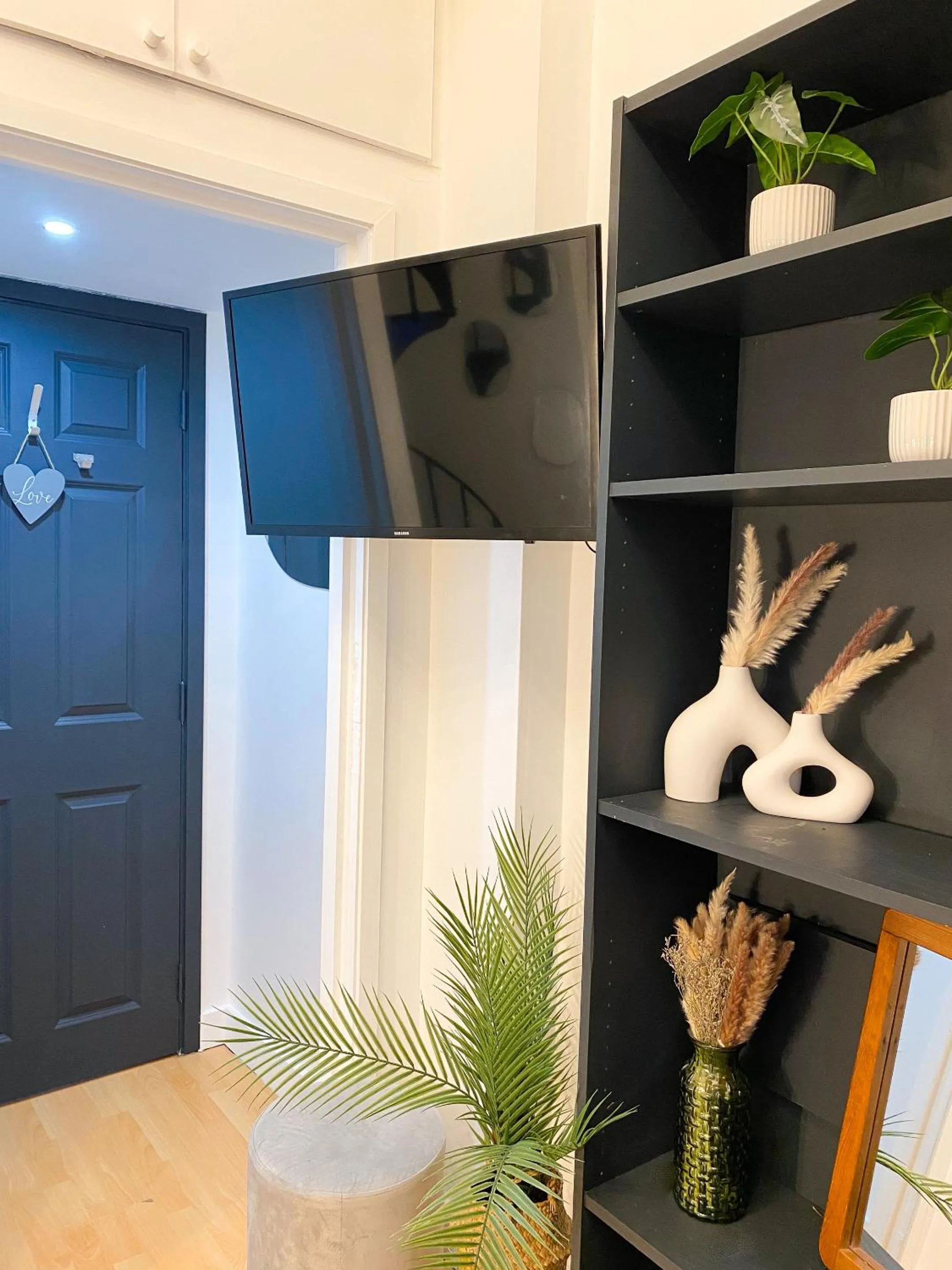 Other in Modern Studios Close To Hyde Park