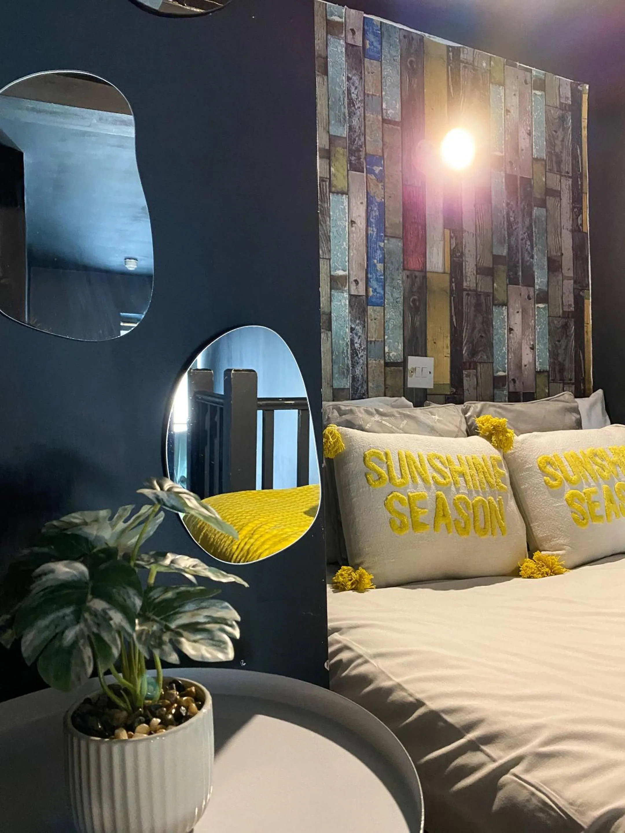 Bedroom, Bed in Modern Studios Close To Hyde Park