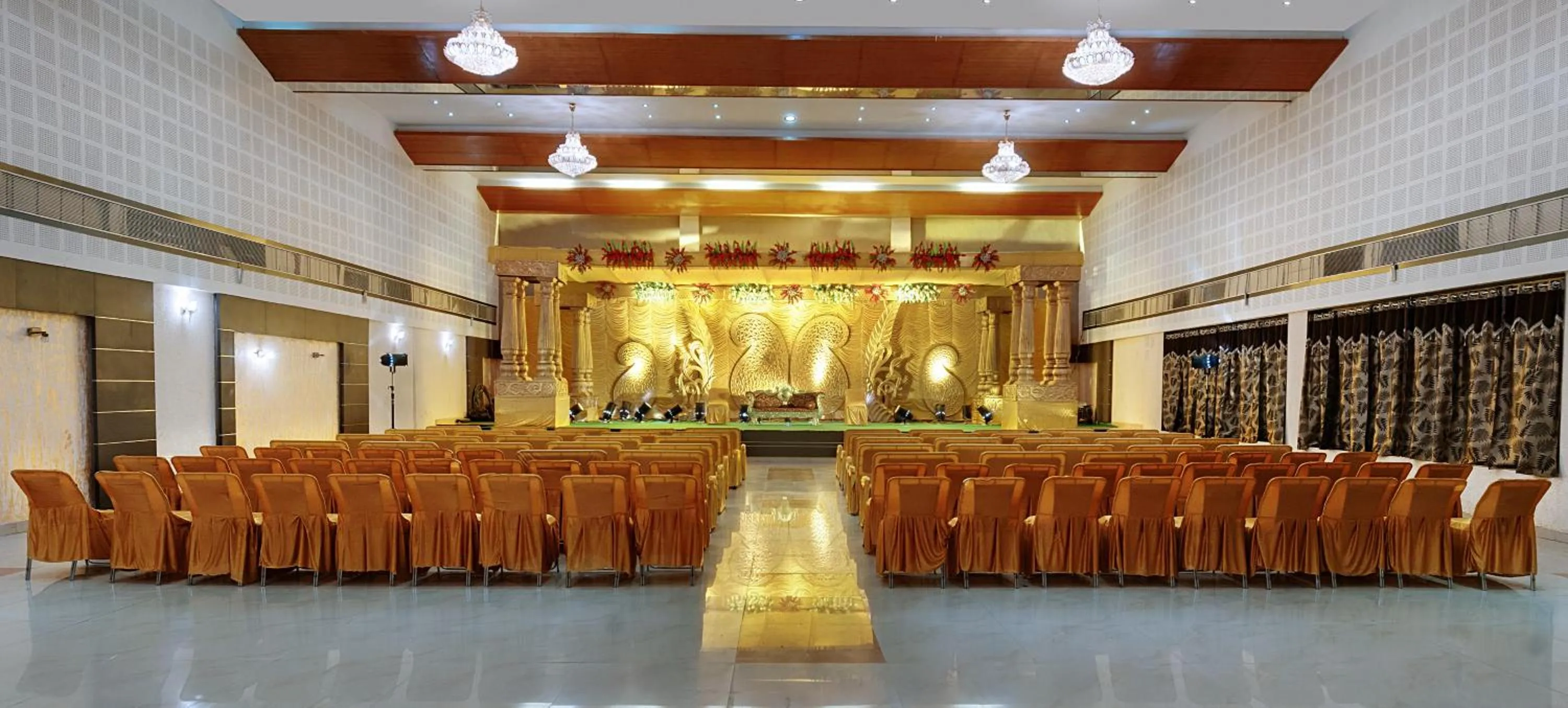 Decorative detail in Hotel Balaji Central