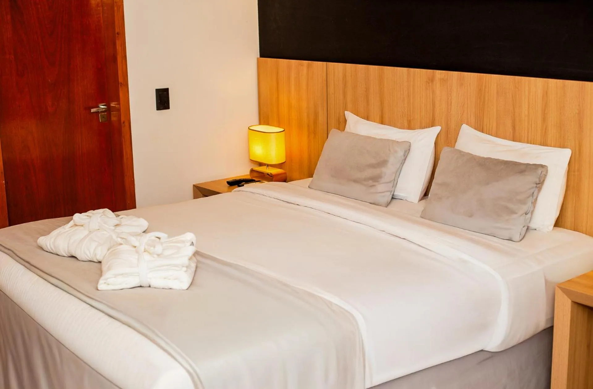 Bed in Hotel Boutique Vinícola Araucária by Slaviero Hotéis