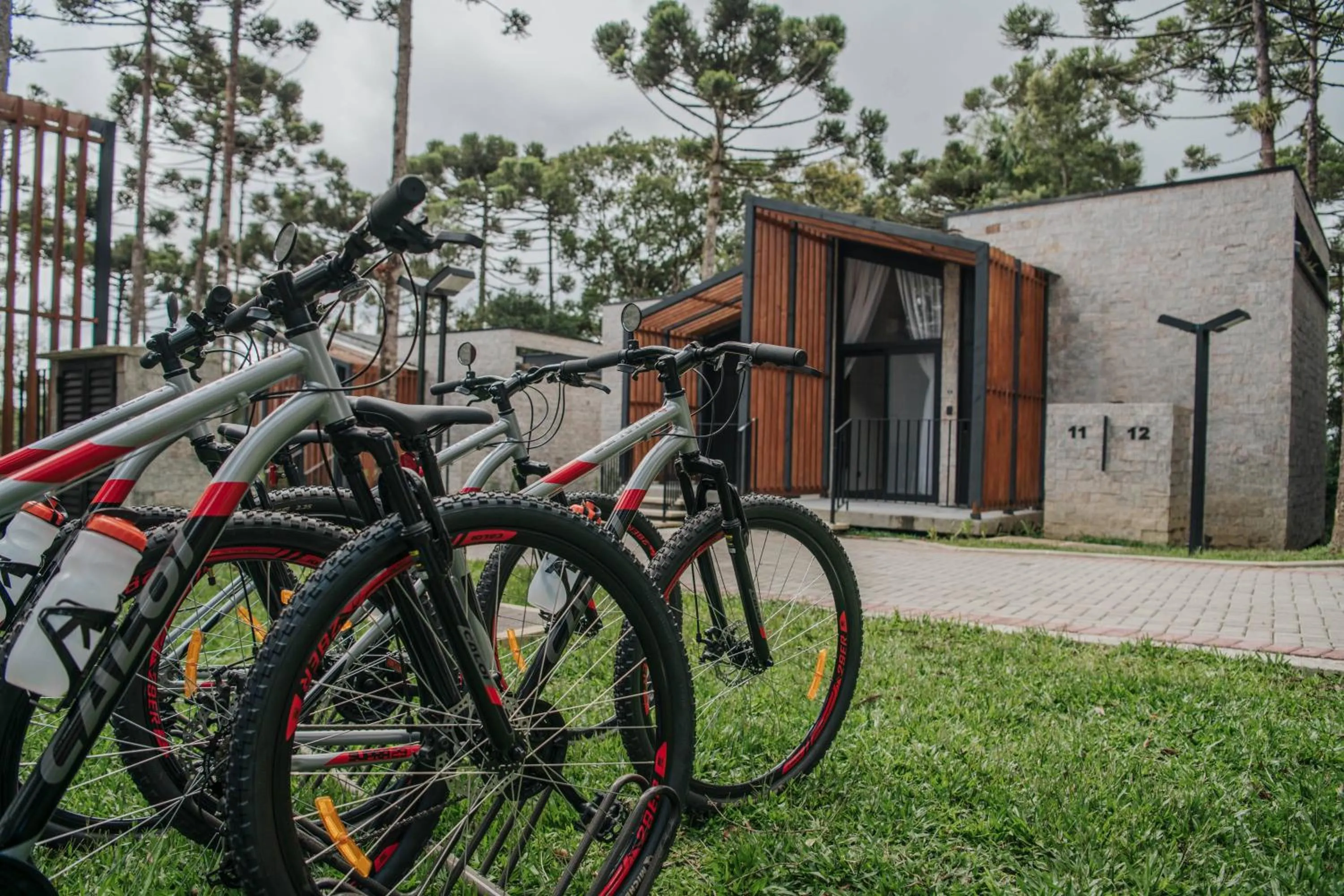 Cycling in Hotel Boutique Vinícola Araucária by Slaviero Hotéis