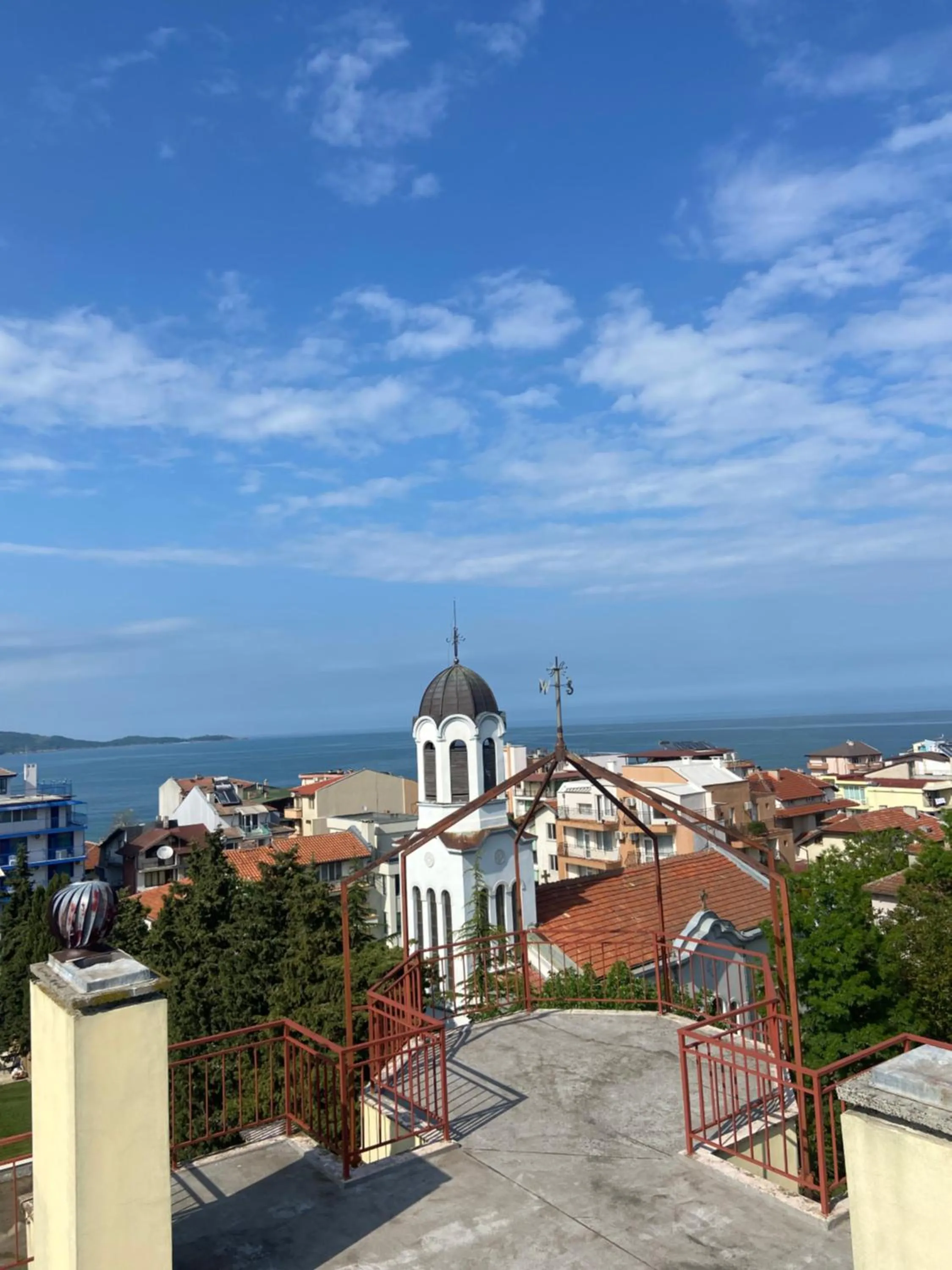 Nearby landmark in SUNARITA