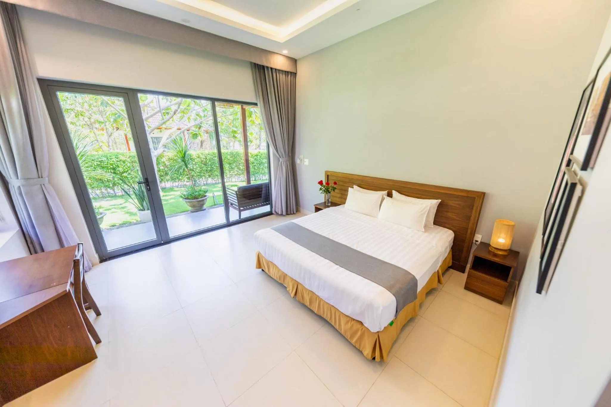 Bed in Emerald Garden Retreat