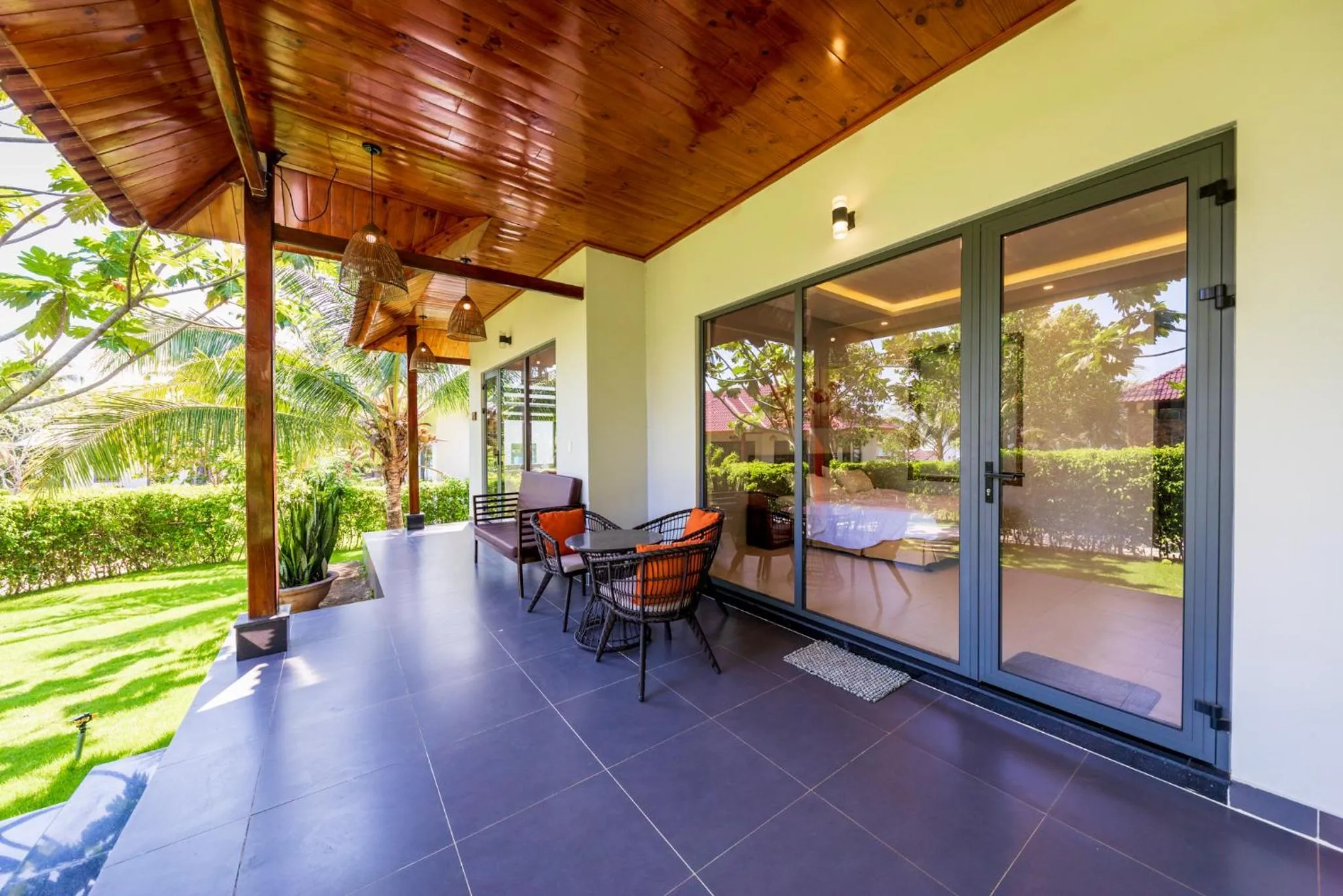 Day in Emerald Garden Retreat