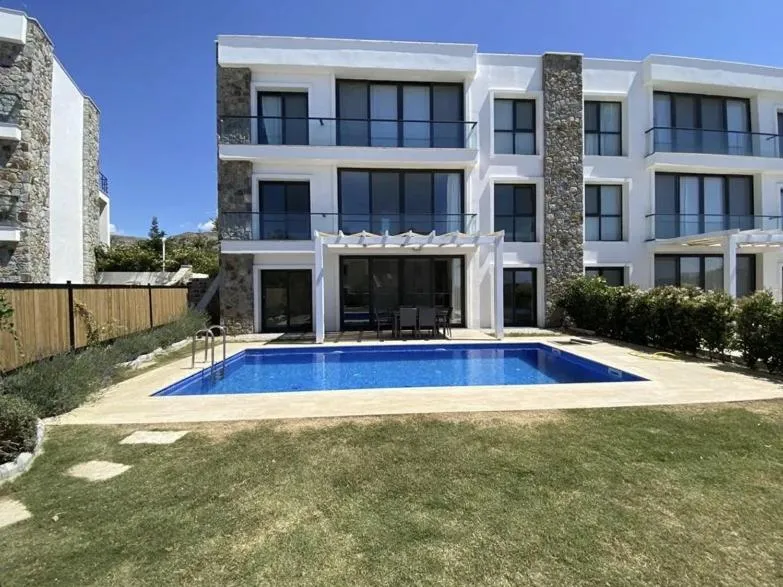 PETRUM SUNSET RESİDENCE HOTEL