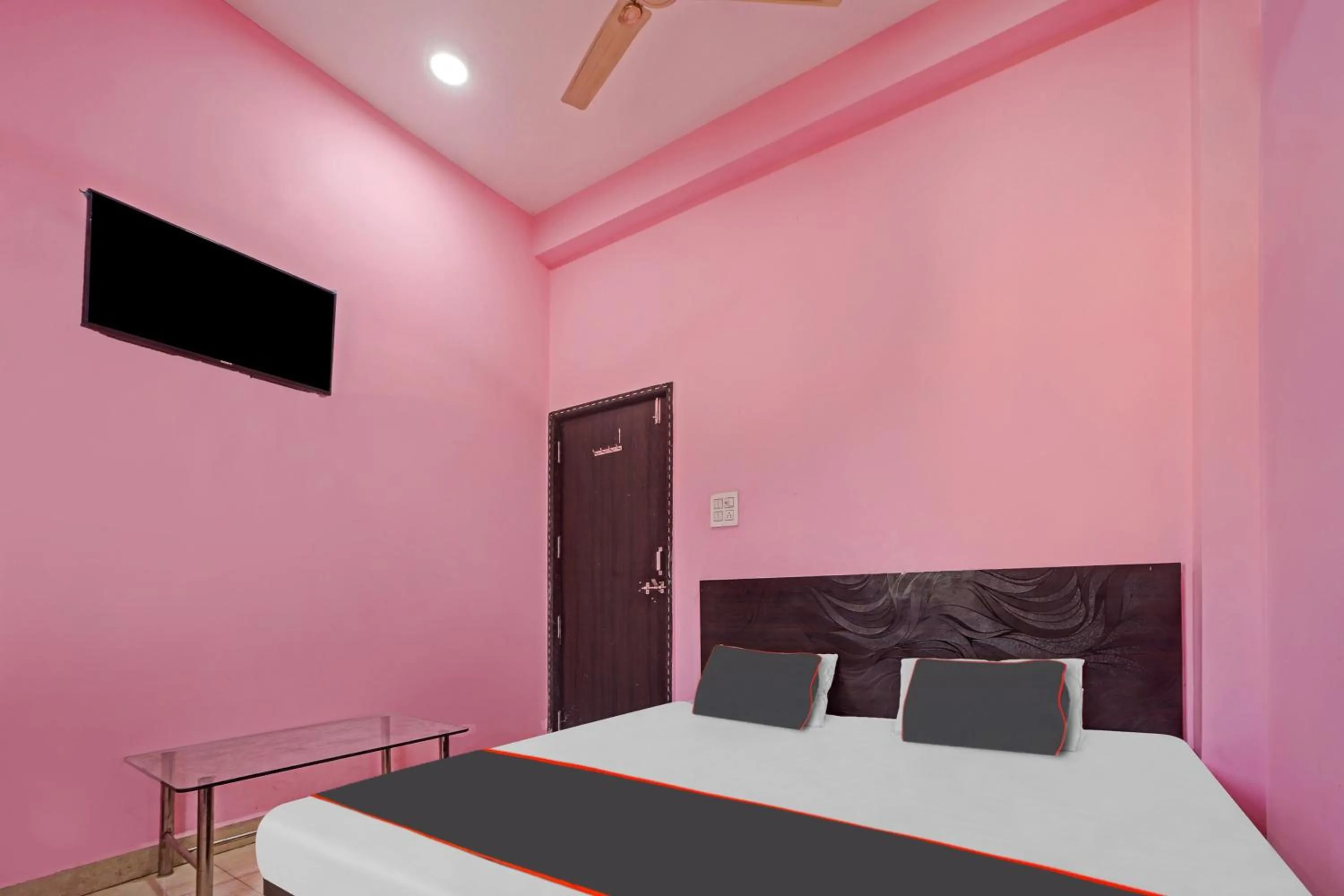 Bedroom, Bed in Super Hotel O Air Palace