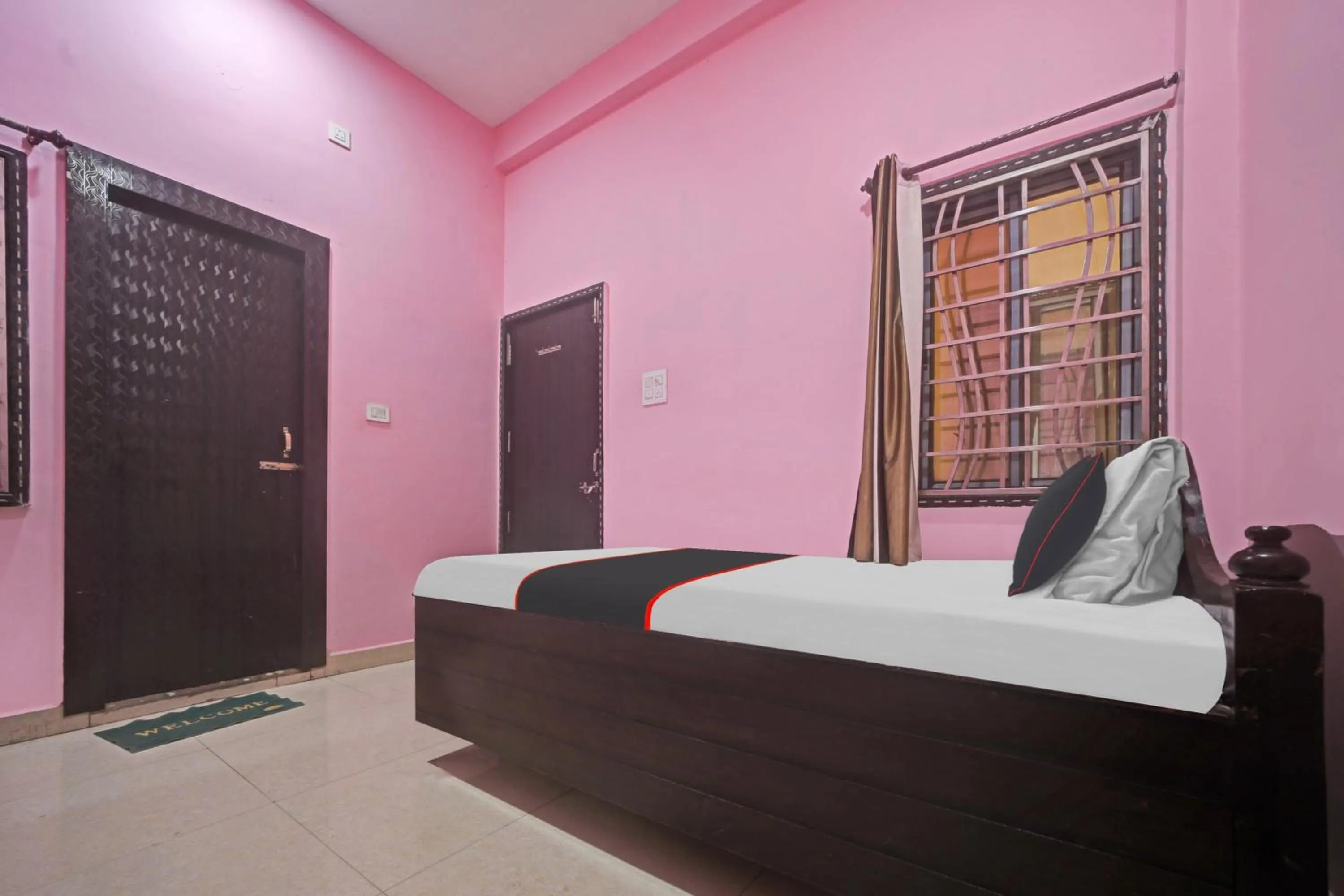 Bedroom, Bed in Super Hotel O Air Palace