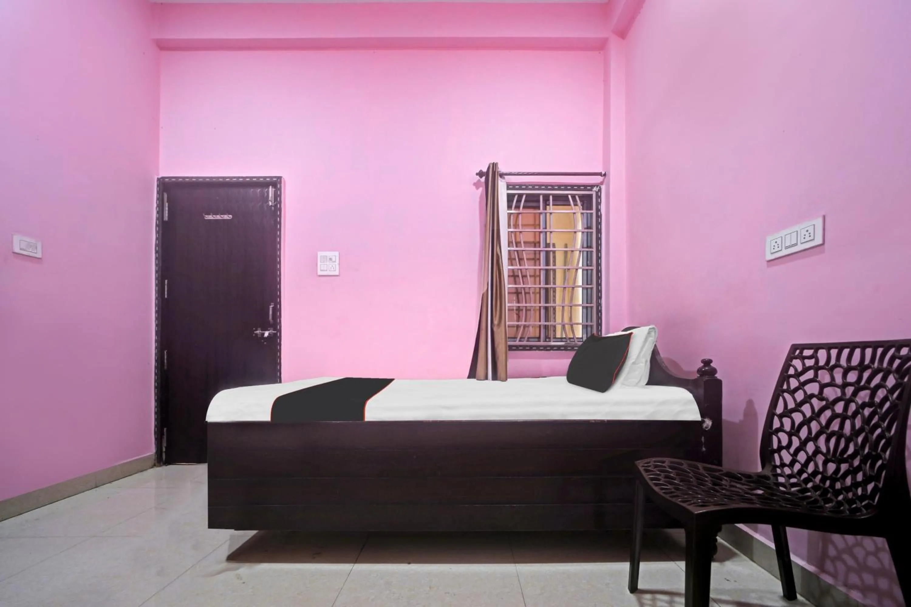 Bedroom, Bed in Super Hotel O Air Palace