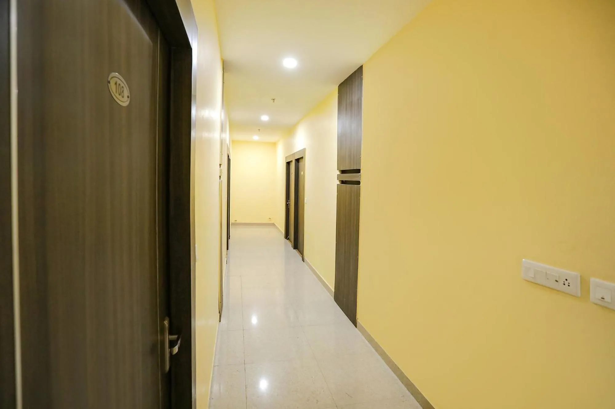 Lobby or reception in FabExpress Trijal Inn