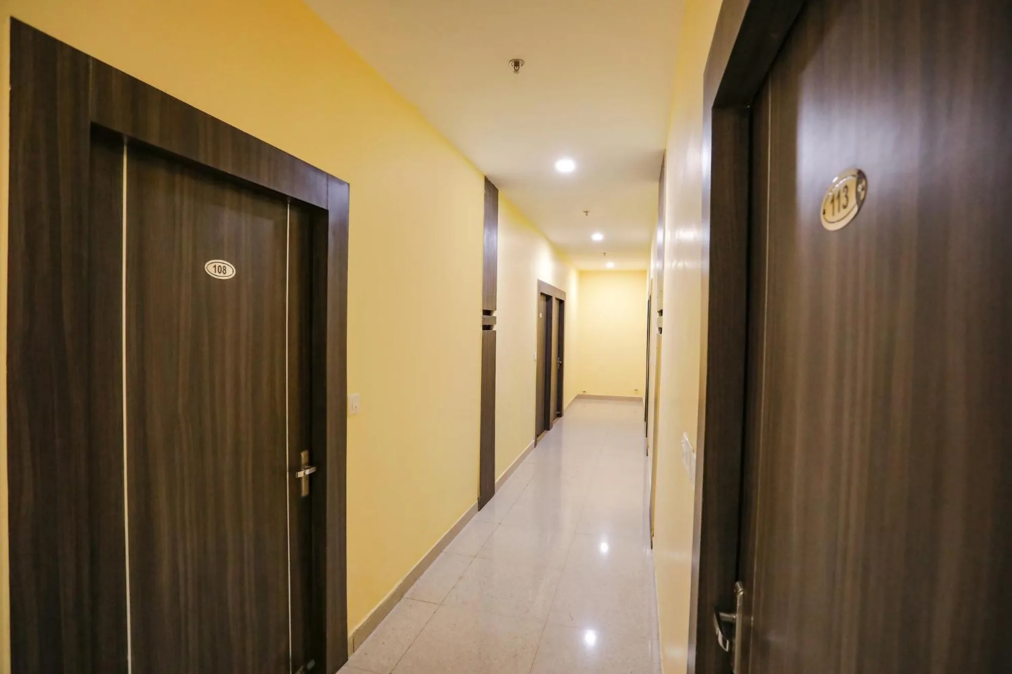 Lobby or reception in FabExpress Trijal Inn