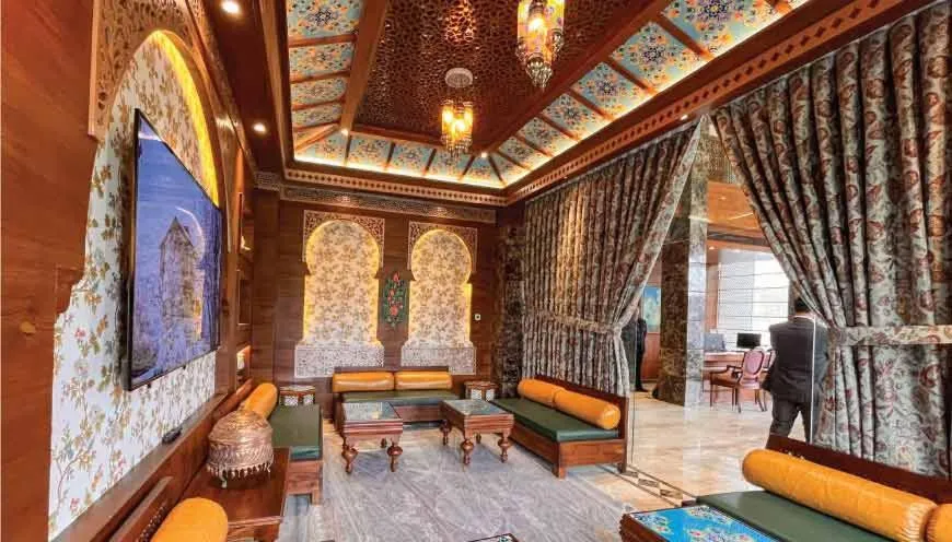 Lounge or bar in WelcomHeritage Grand, Srinagar