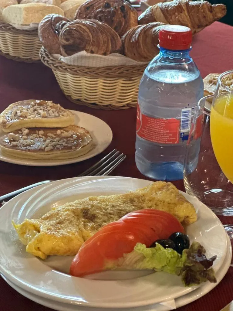 Restaurant/places to eat in Ourida Urban Hotel Rabat