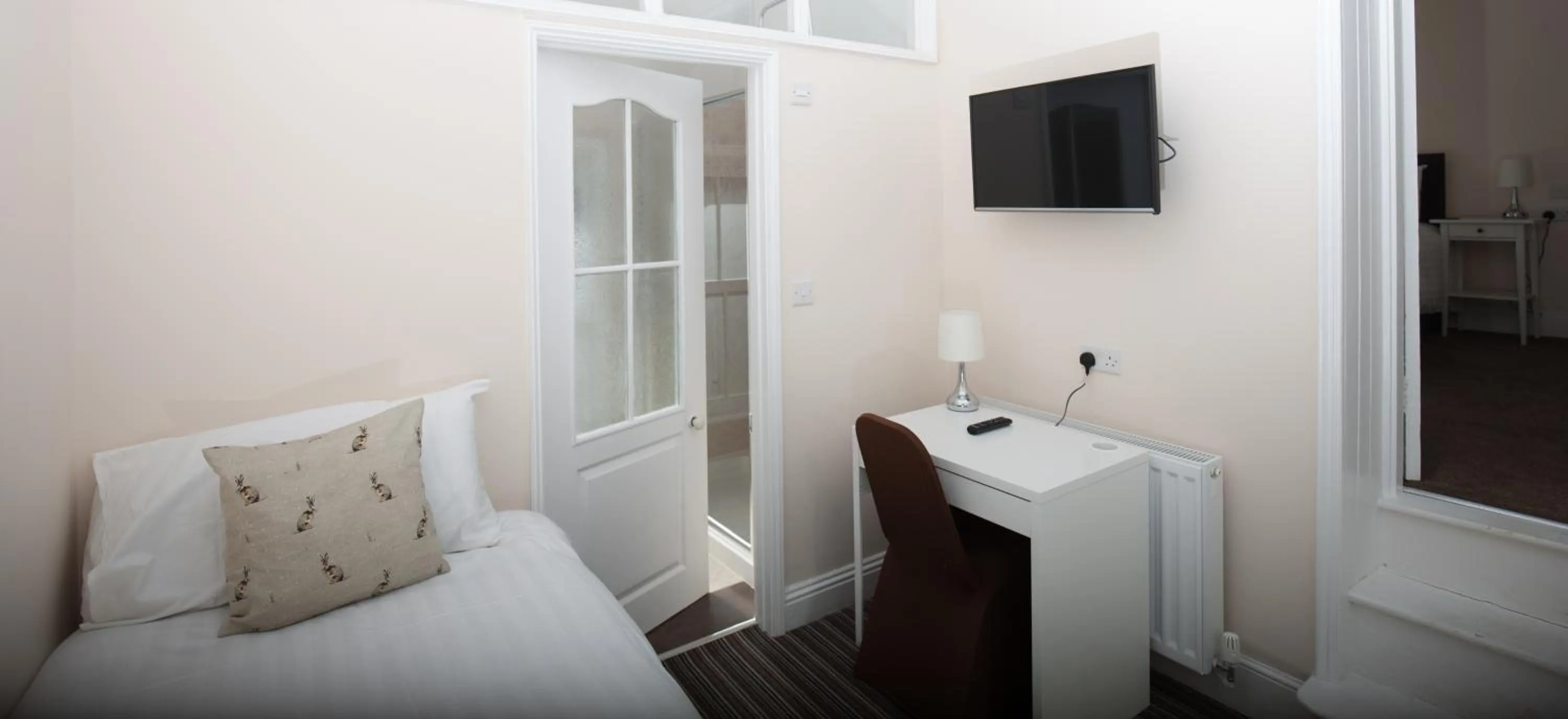 Bed in Bridge Hotel Brandon