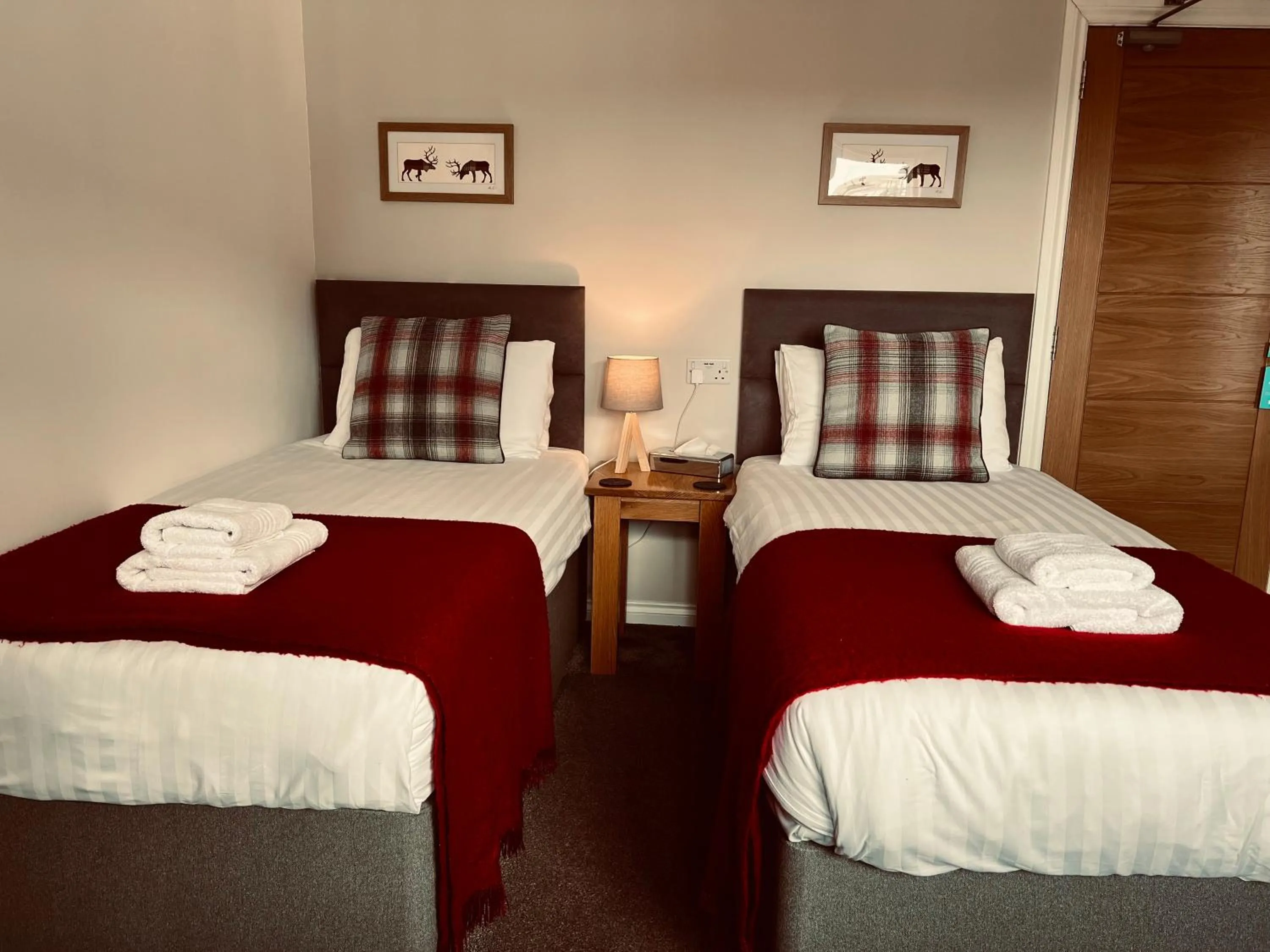 Bedroom, Bed in Bettyhill Hotel