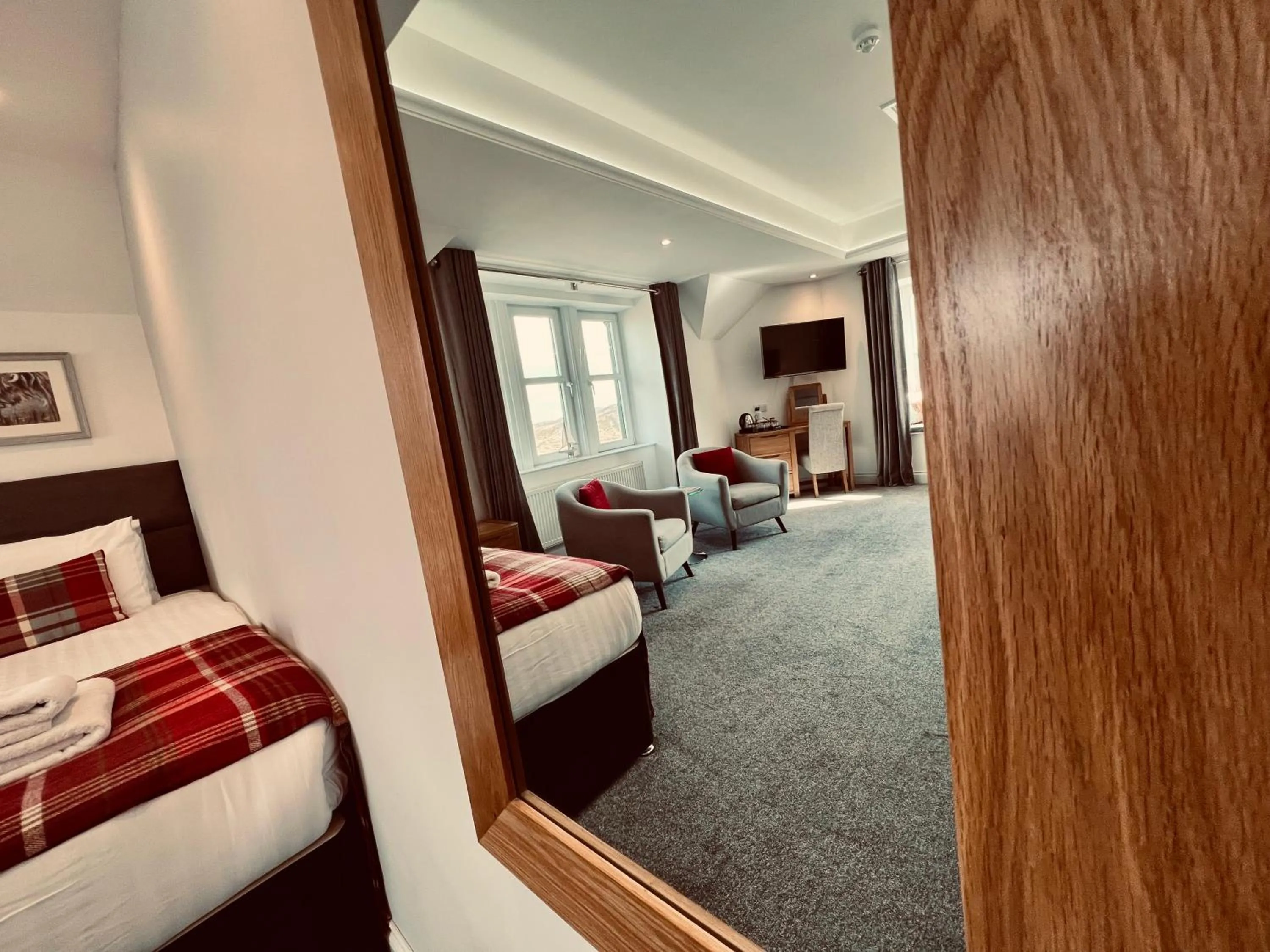 Bedroom, Bed in Bettyhill Hotel