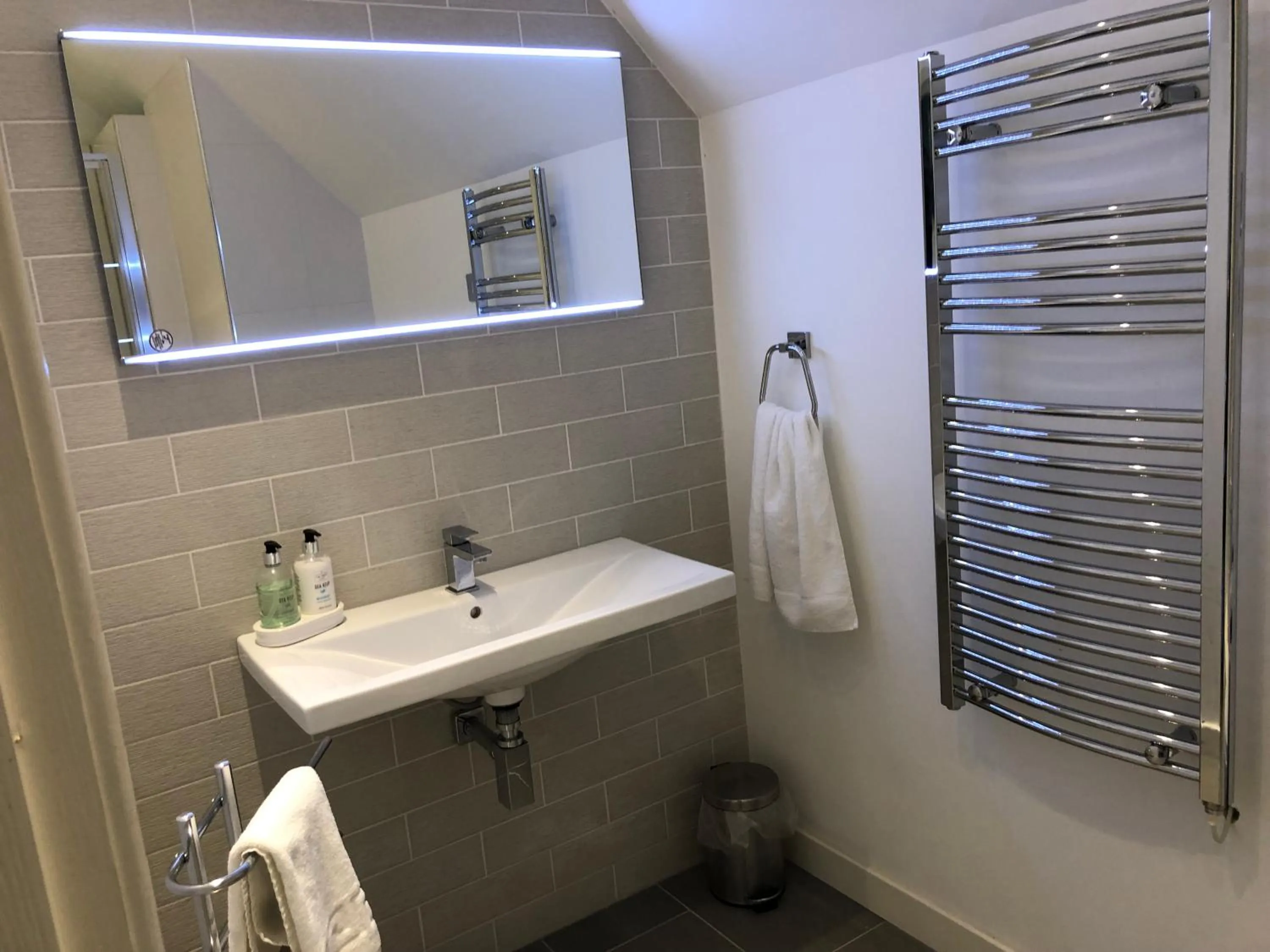 Bathroom in Bettyhill Hotel