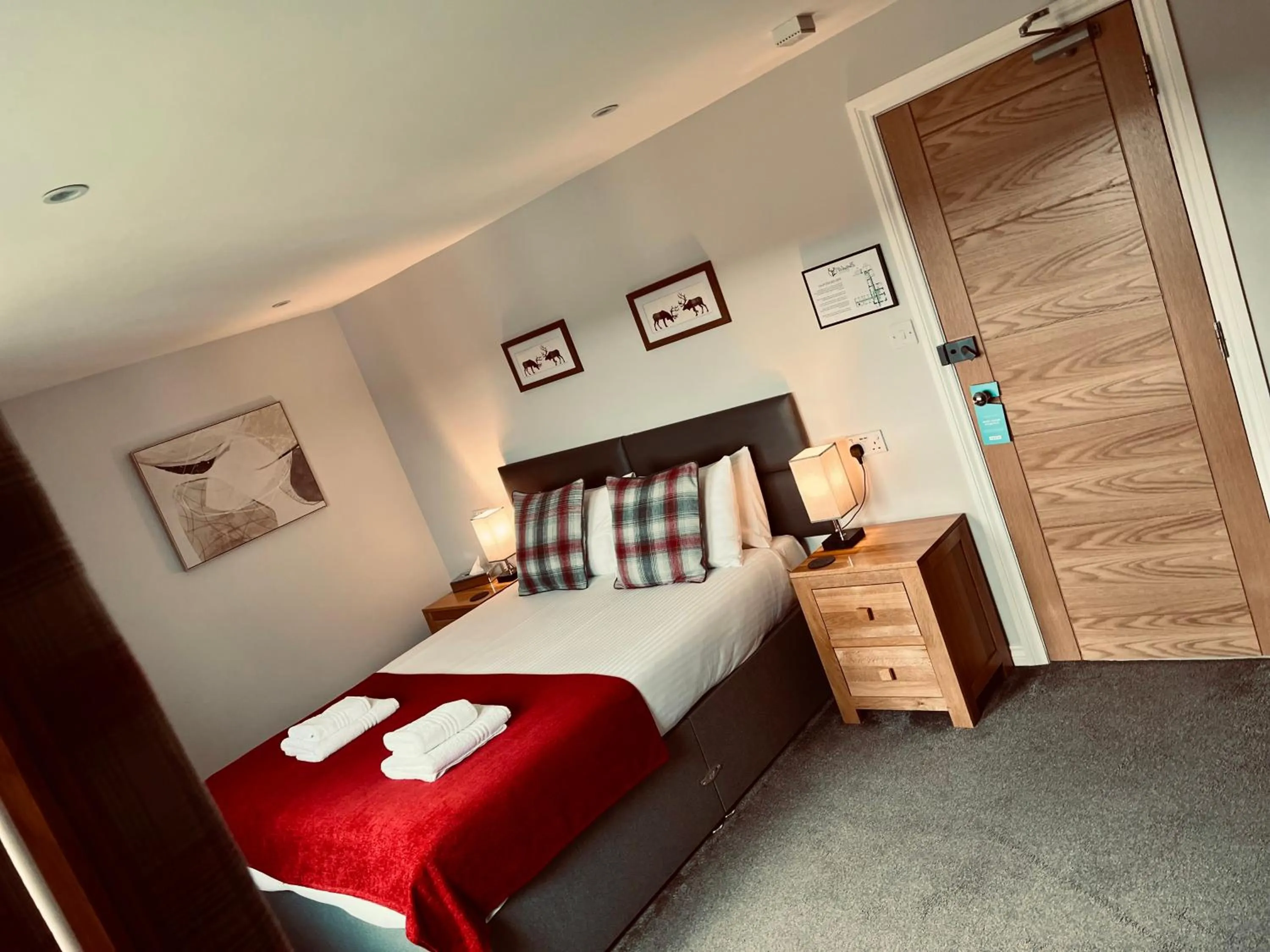 Bedroom, Bed in Bettyhill Hotel