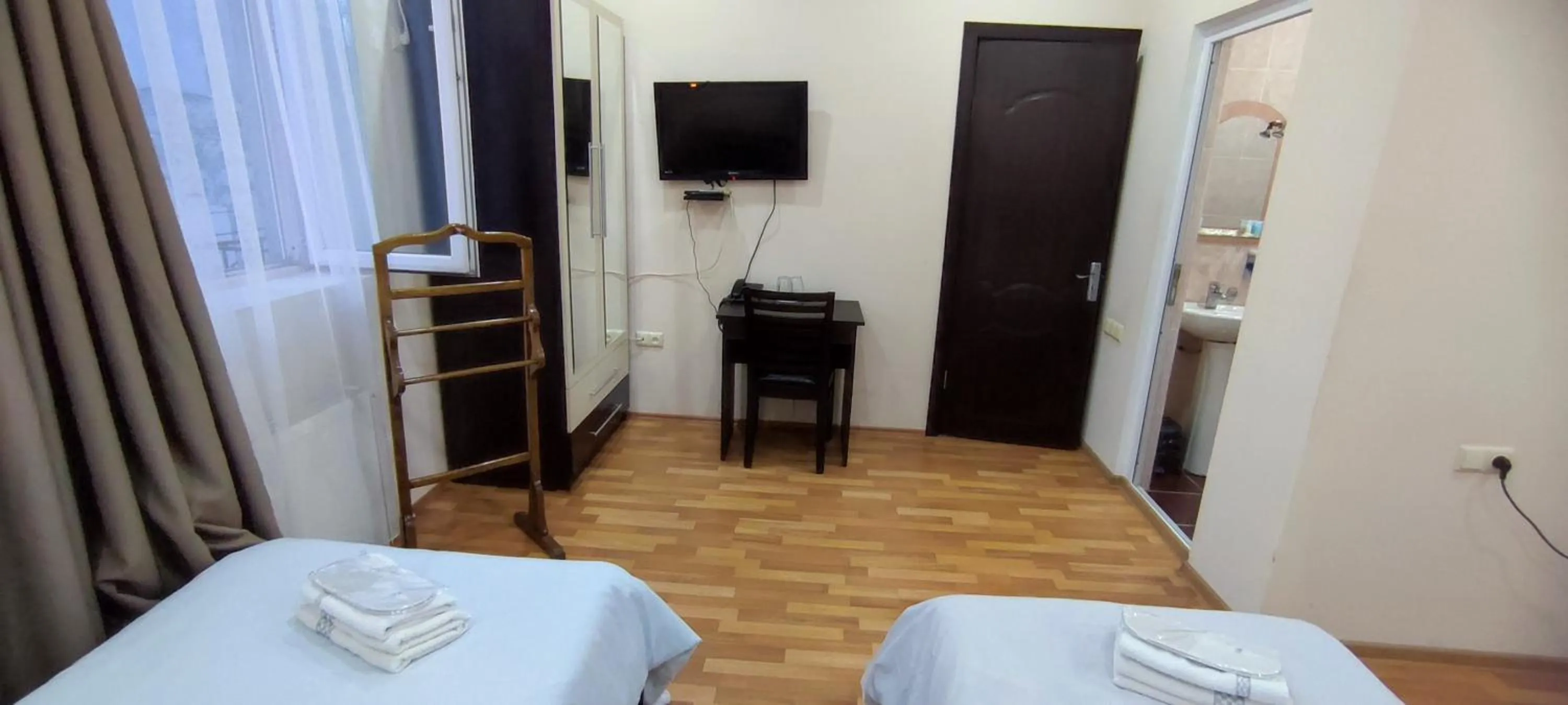 Bed in Hotel Max Comfort