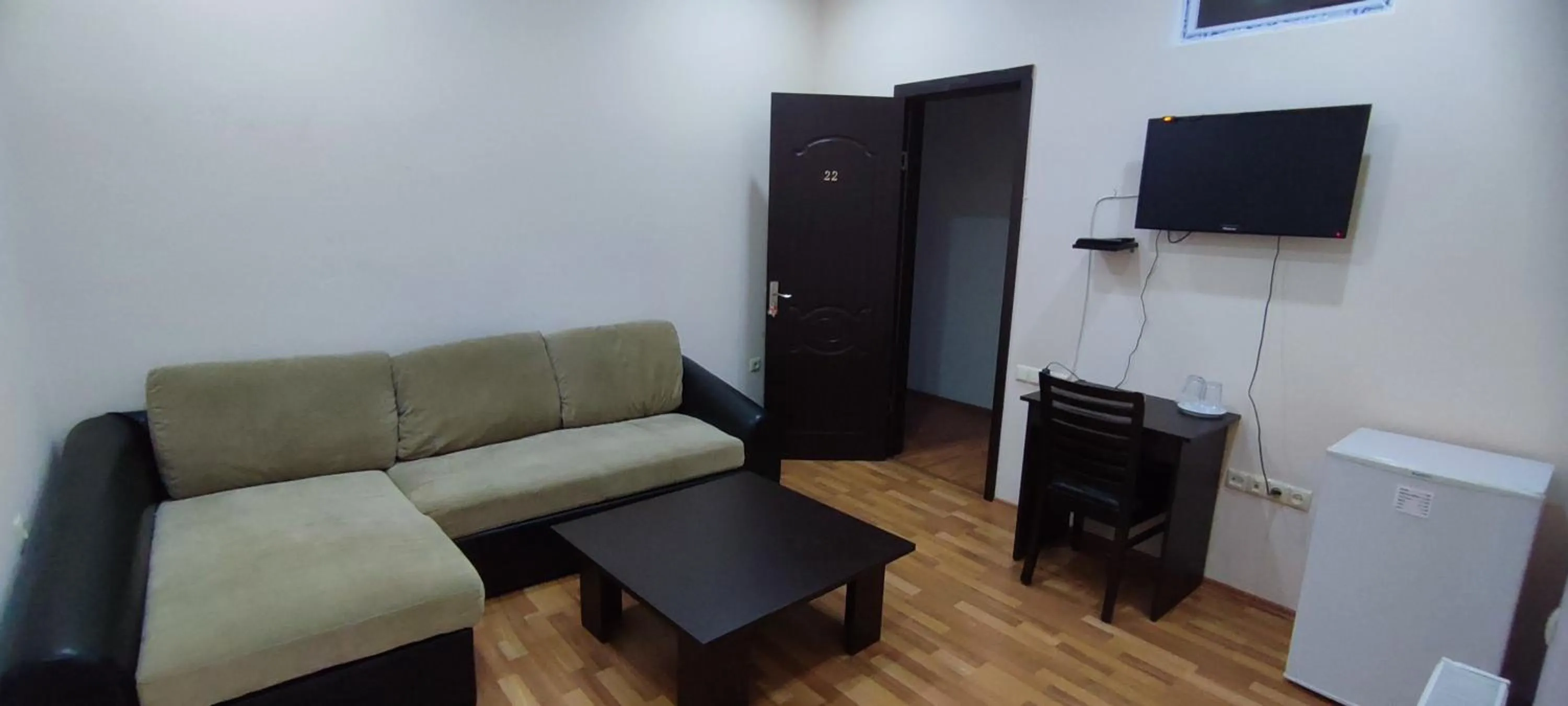 TV and multimedia in Hotel Max Comfort