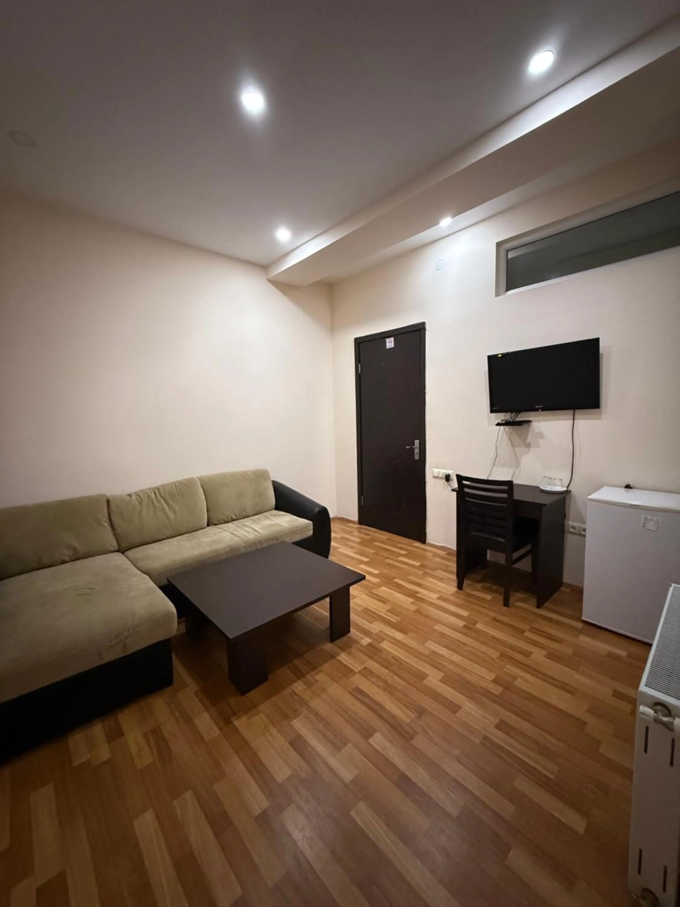 Seating area in Hotel Max Comfort