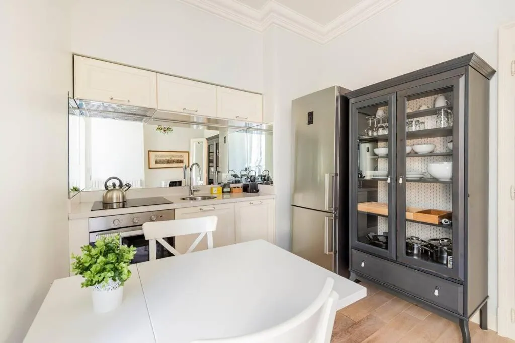 Il Giardino Garden View Apartment
