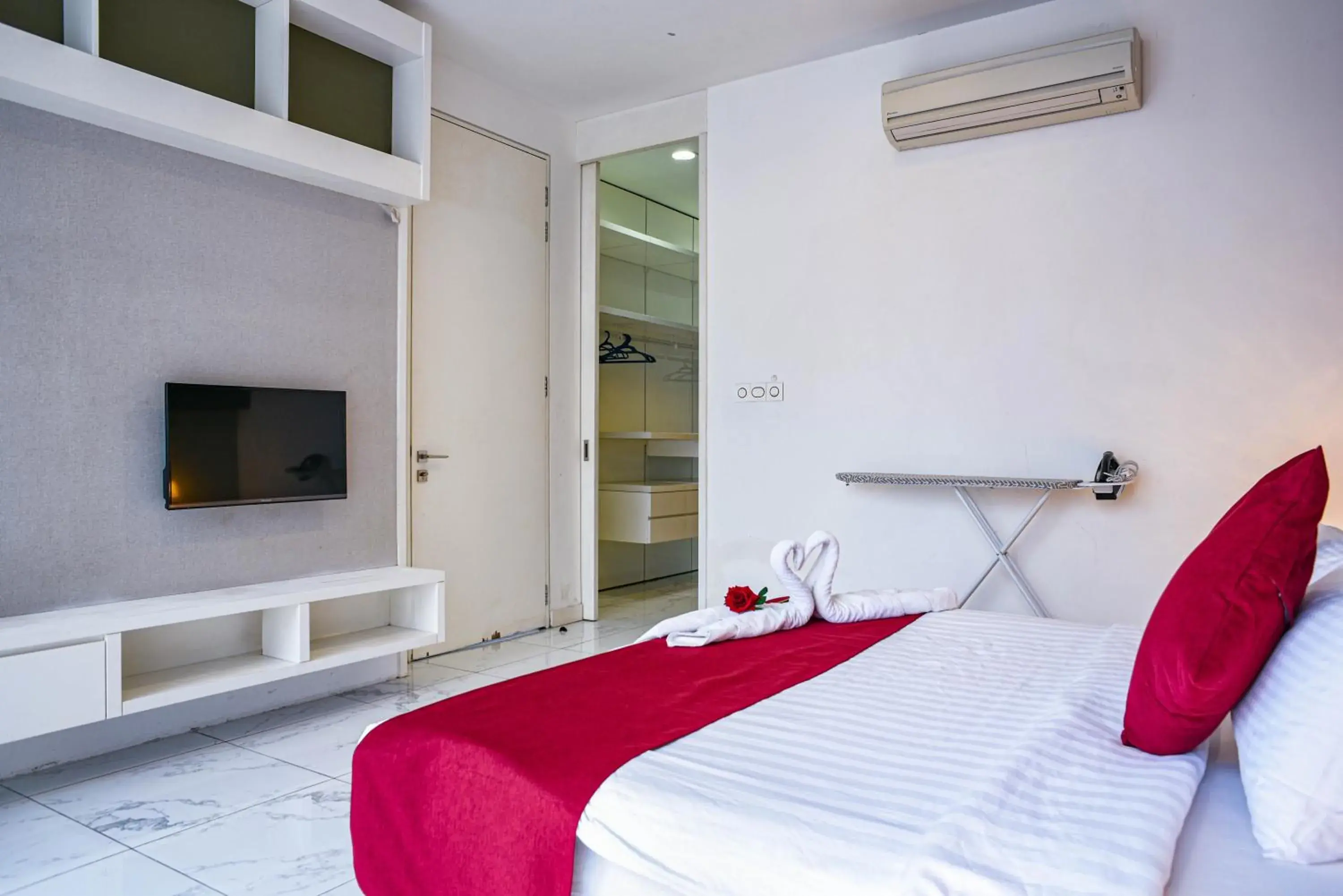 Two-Bedroom Superior Apartment in Sidemen Suites at Platinum KLCC Two-Bedroom Superior Apartment in Sidemen Suites at Platinum KLCC