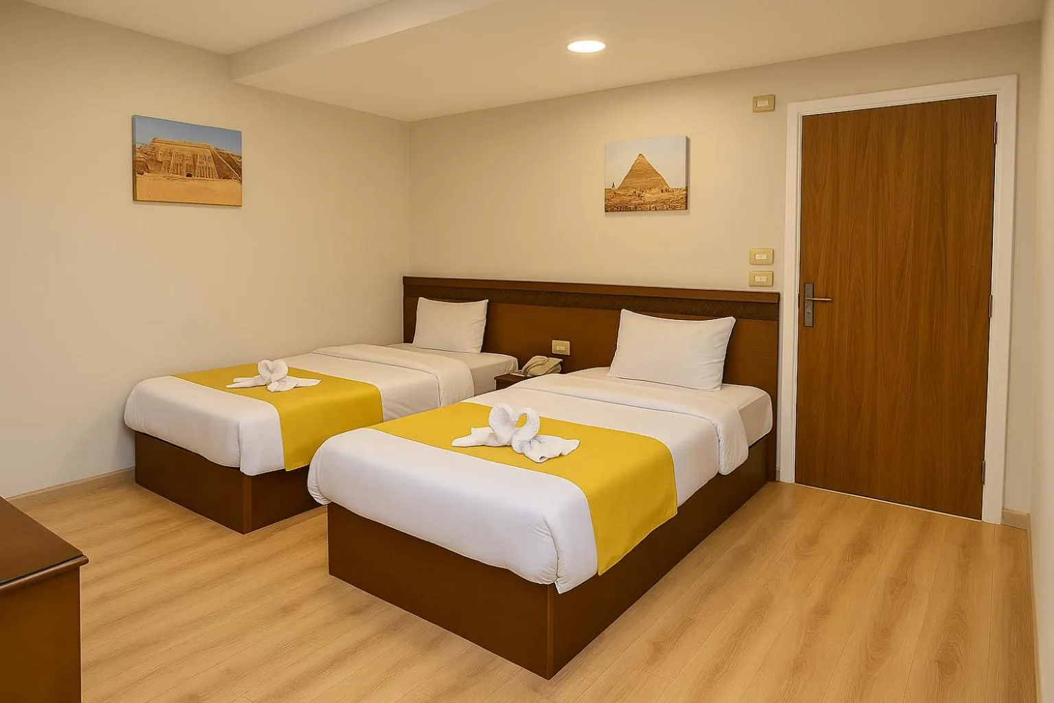 Bed in Miramar Evergreen Hotel
